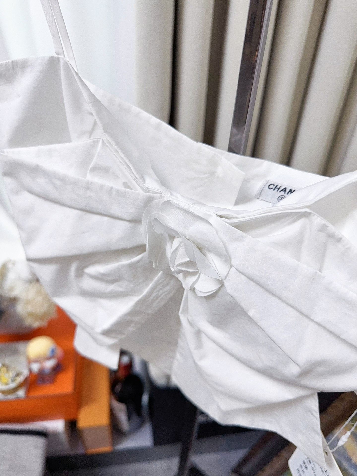 Chanel Chanel 20C White Bow Camellia Camisole Size XS / US 0-2 / IT 36-38 - 2 Thumbnail