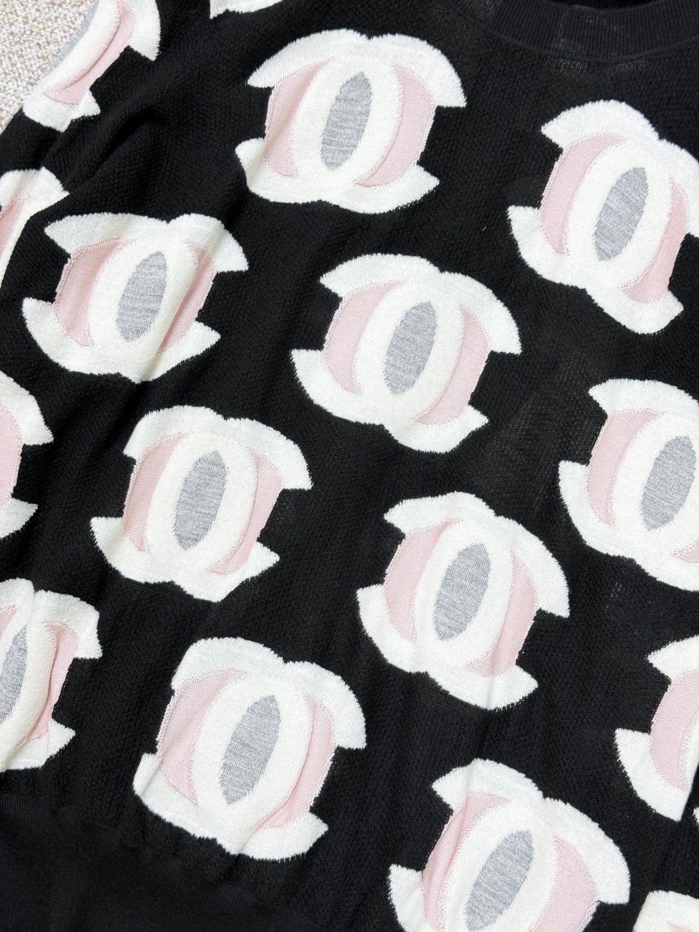 Chanel Chanel Black Double C Logo Knit Top Size S / US 4 / IT 40 - 4 Thumbnail