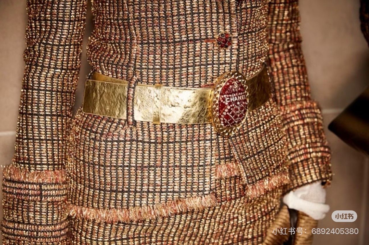 Chanel Chanel 19A Egyptian Fringe Gold Thread Coat Size XS / US 0-2 / IT 36-38 - 9 Thumbnail