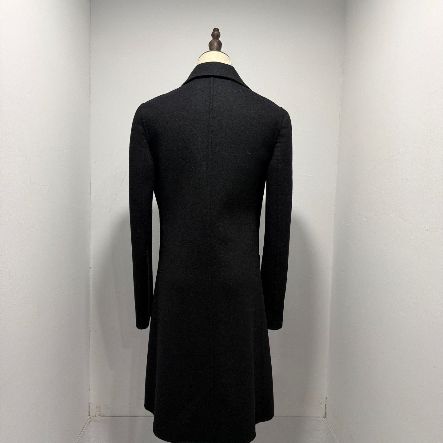 Valentino Valentino Double V Gold Button Wool Coat Size S / US 4 / IT 40 - 2 Thumbnail