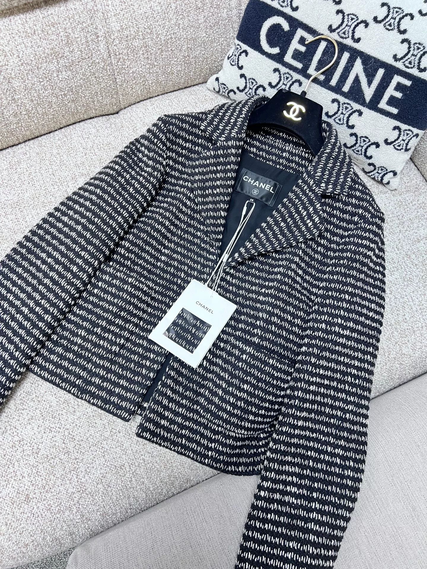 Chanel Chanel 23A Black White Tweed Lapel Jacket Size S / US 4 / IT 40 - 3 Thumbnail