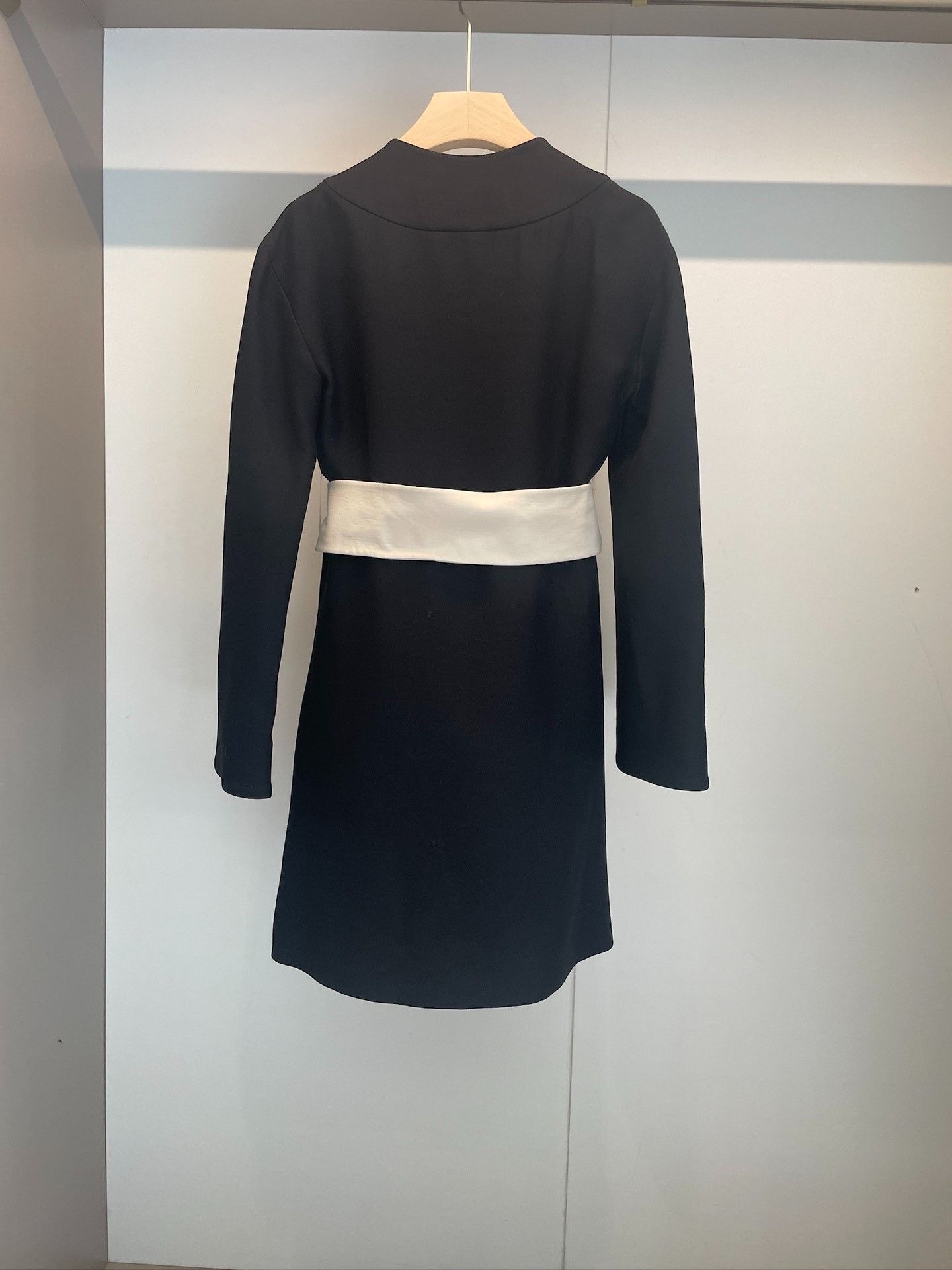 Valentino Valentino Black Long Coat with Bow Size S / US 4 / IT 40 - 2 Thumbnail