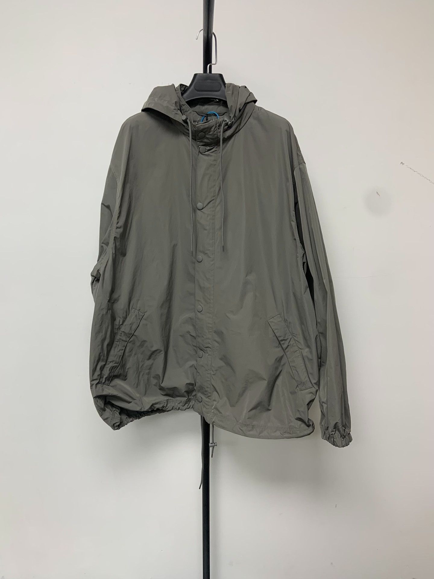 Balenciaga Balenciaga Logo Print Hooded Jacket Size US S / EU 44-46 / 1 - 2 Thumbnail