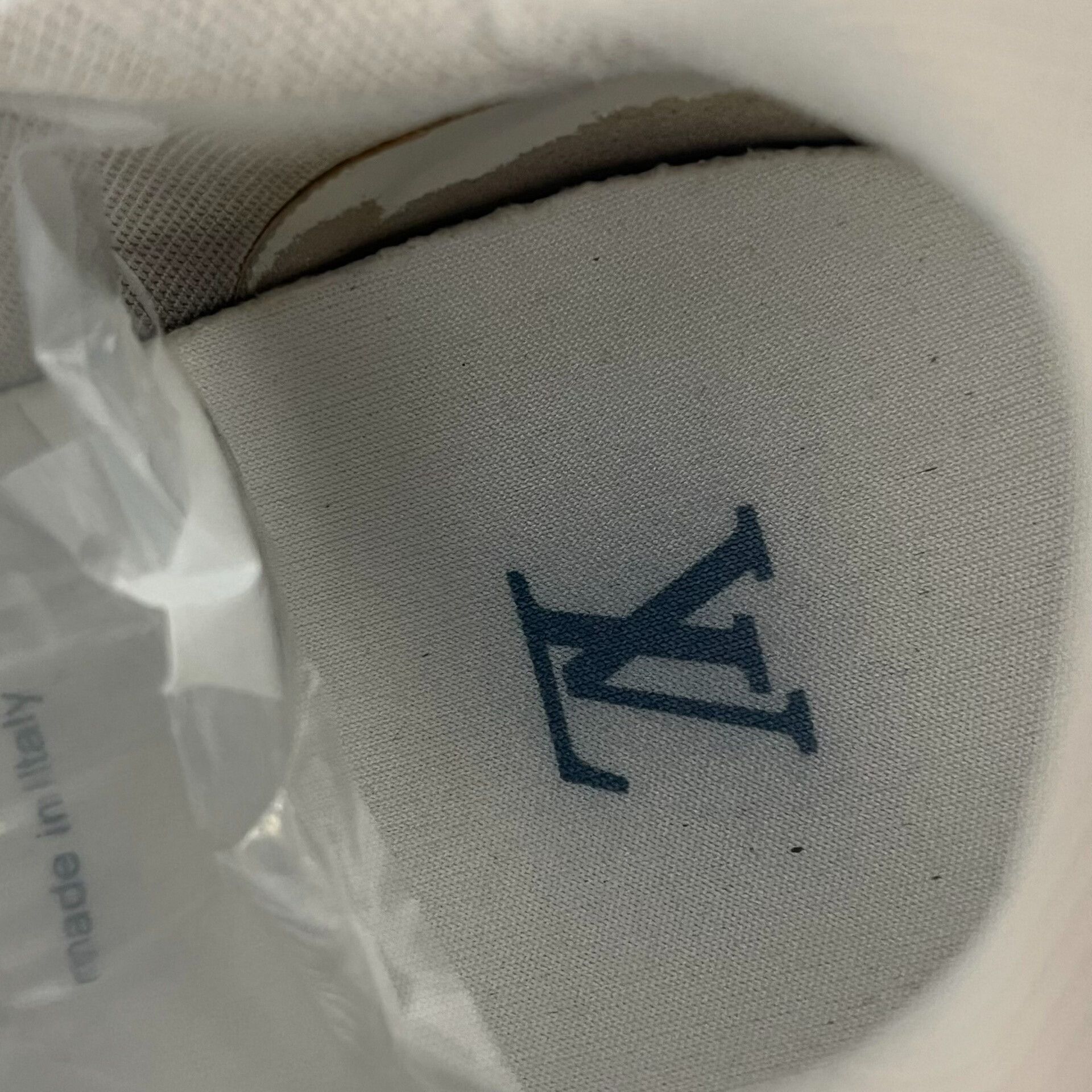 Louis Vuitton Louis Vuitton Trainer Blue Denim Low-Top Size US 8.5 / EU 41-42 - 9 Thumbnail
