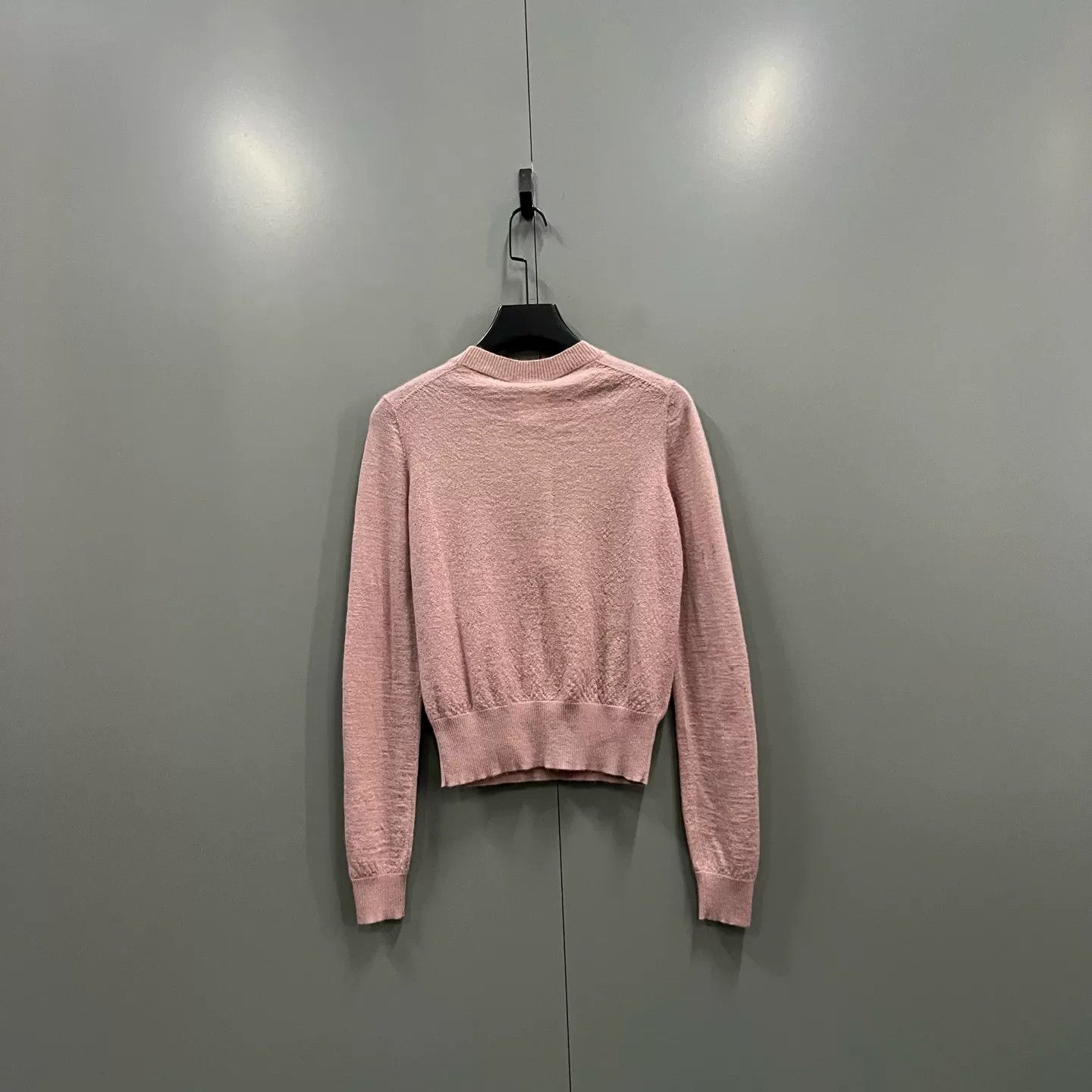 Chanel Chanel Pink Pearl Embroidery Sweater Size S / US 4 / IT 40 - 2 Thumbnail