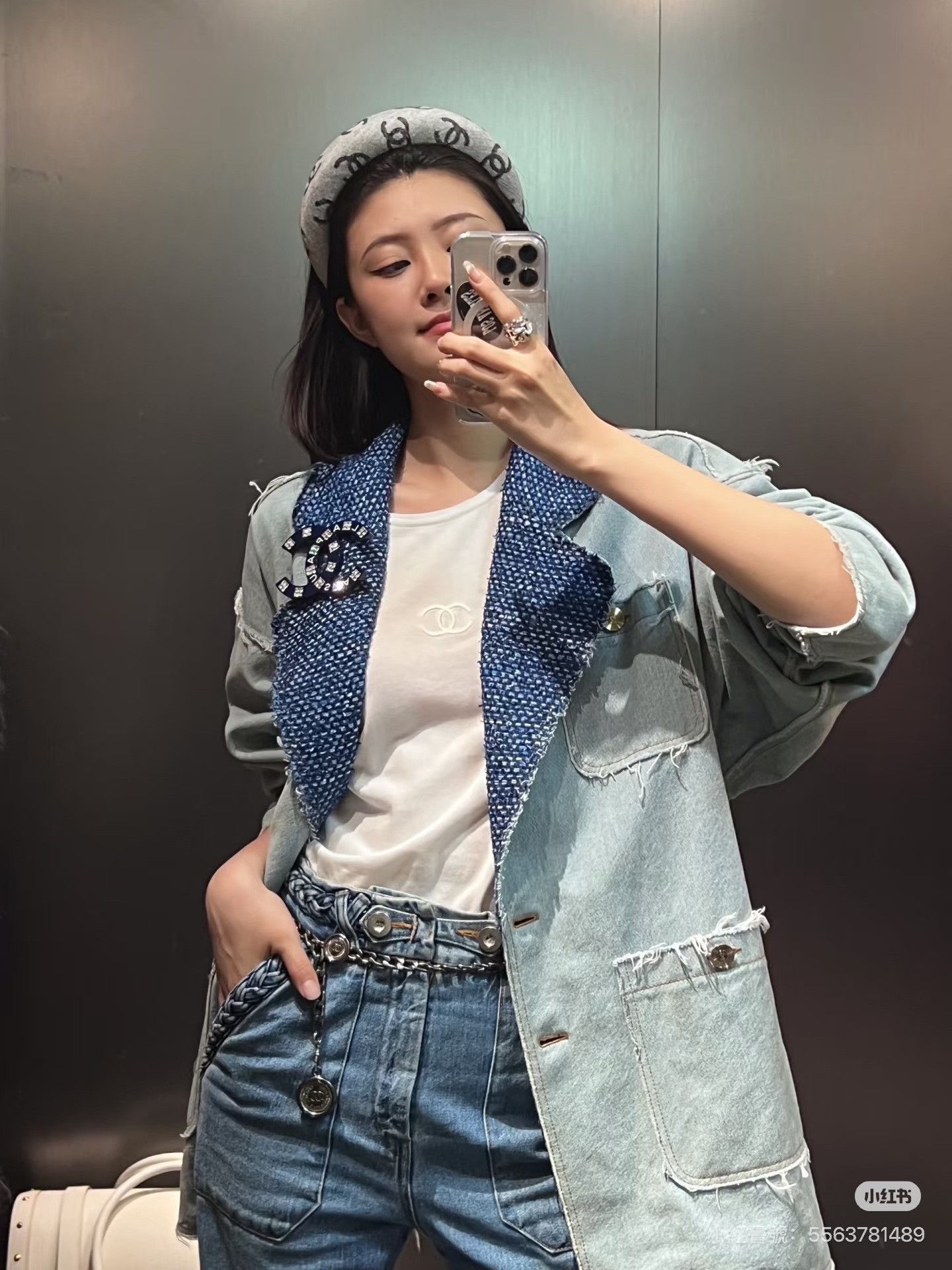 Chanel Chanel 20P Oversized Denim Jacket Size US XXS / EU 40 - 6 Thumbnail