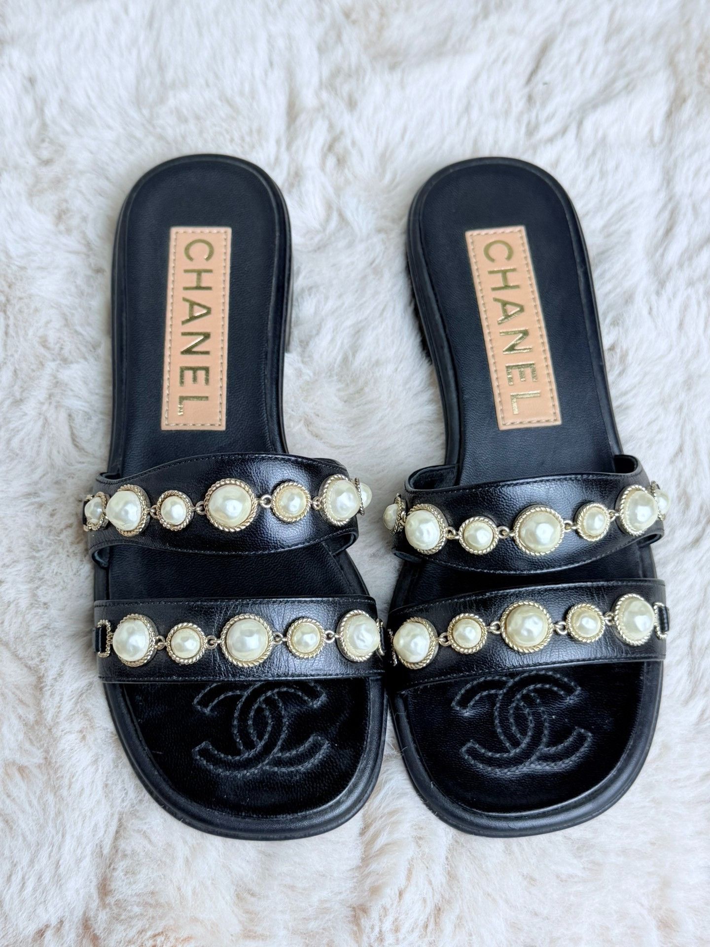 Chanel Chanel Black Sandals us_5 Women Size US 5 / IT 35 - 3 Thumbnail