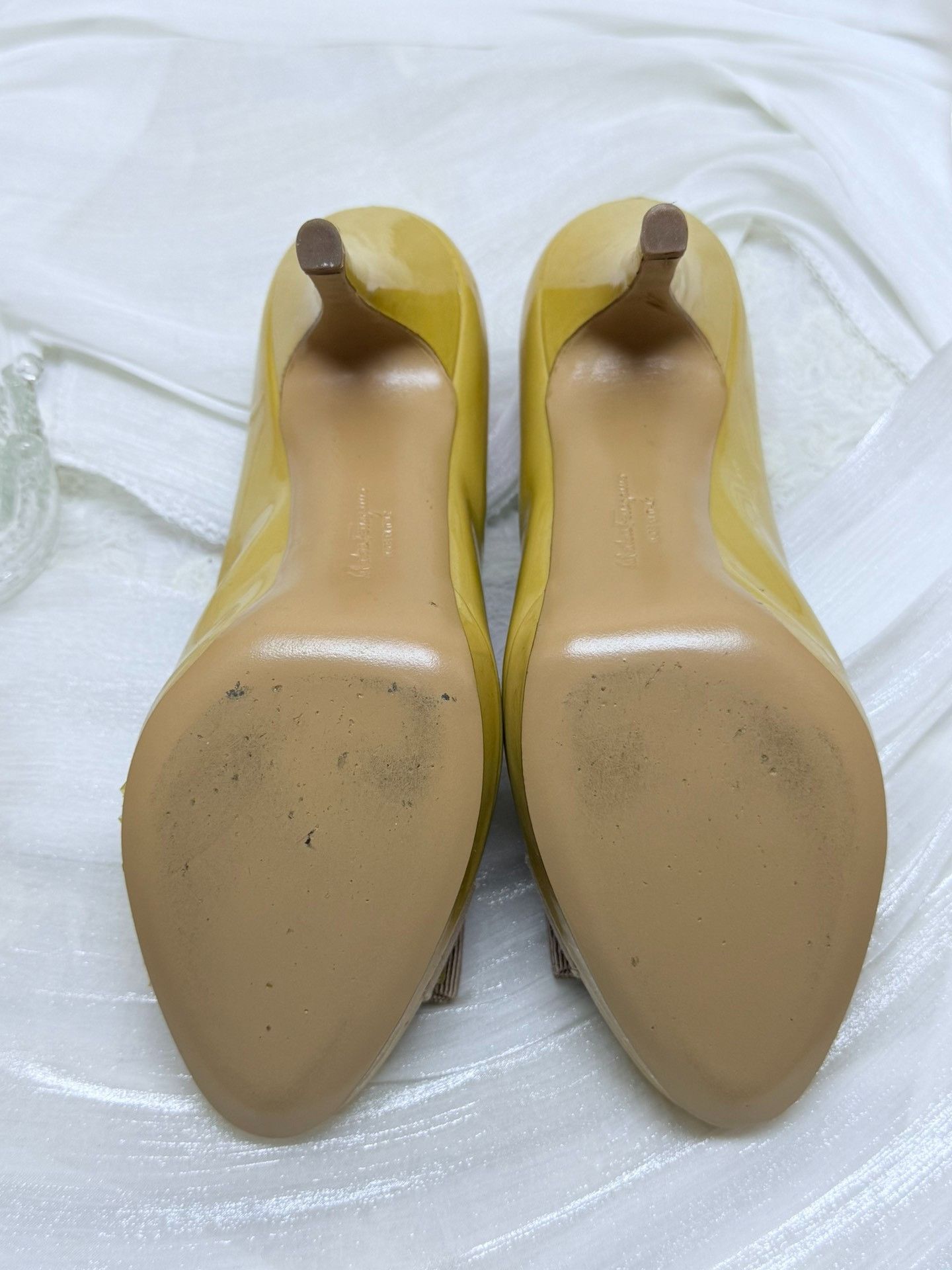 Salvatore Ferragamo Salvatore Ferragamo Patent Yellow Lowtop Sneakers Women Size US 6.5 / IT 36.5 - 7 Thumbnail