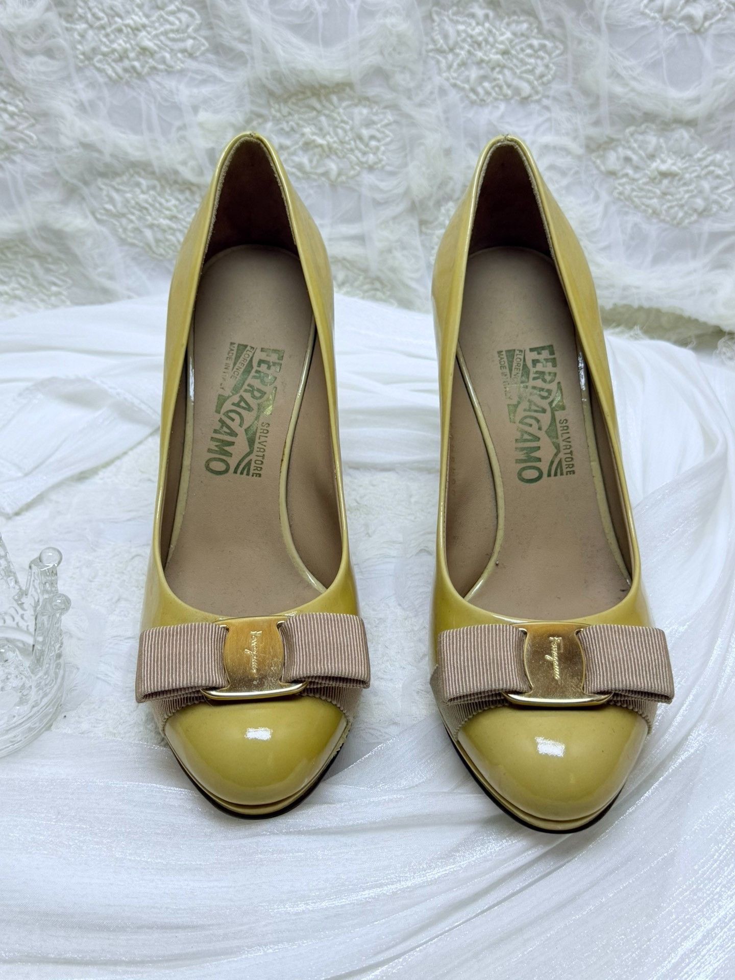 Salvatore Ferragamo Salvatore Ferragamo Patent Yellow Lowtop Sneakers Women Size US 6.5 / IT 36.5 - 3 Thumbnail