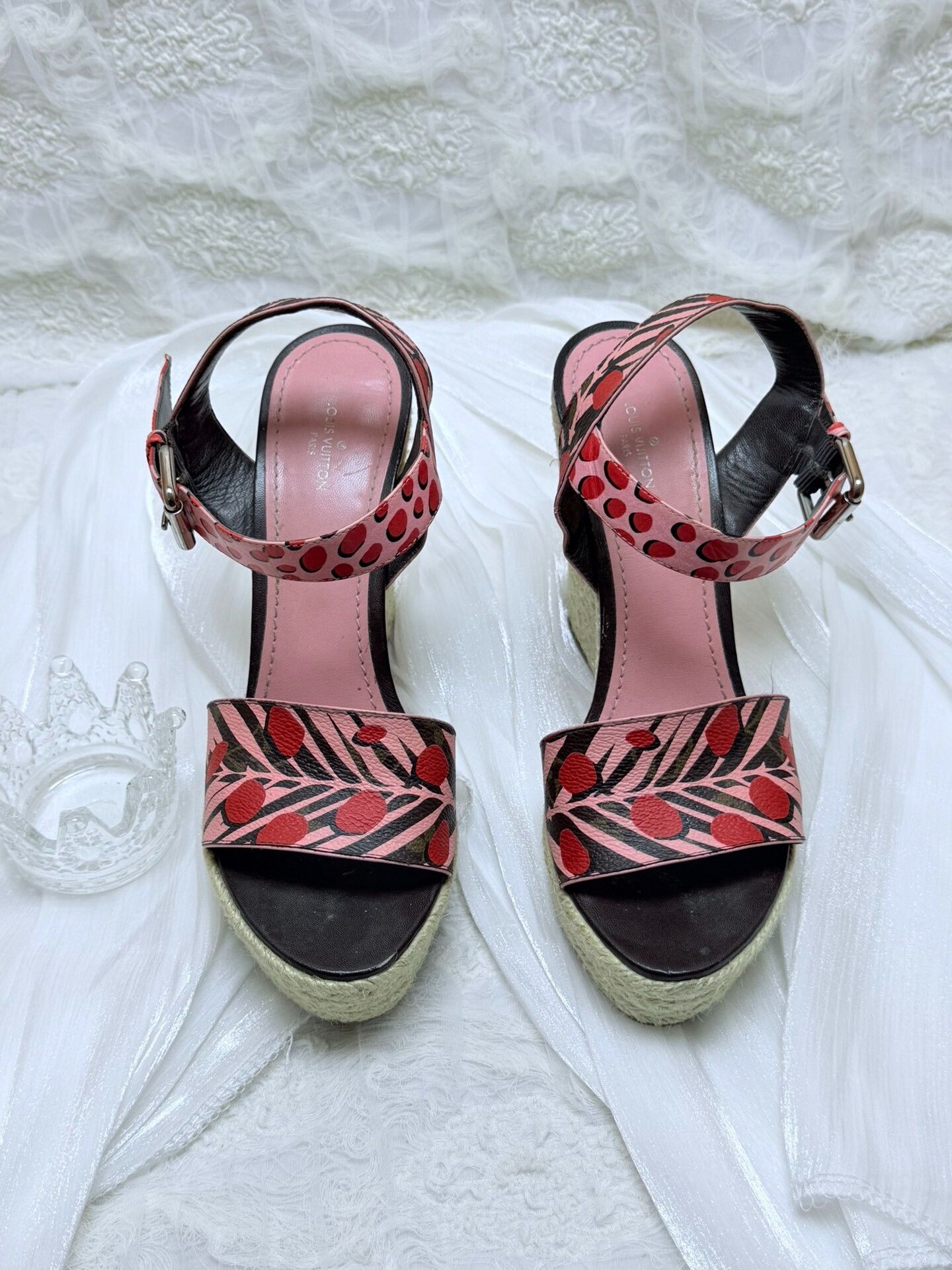 Louis Vuitton Louis Vuitton Sandals us_5-5 Women Size US 5.5 / IT 35.5 - 2 Thumbnail