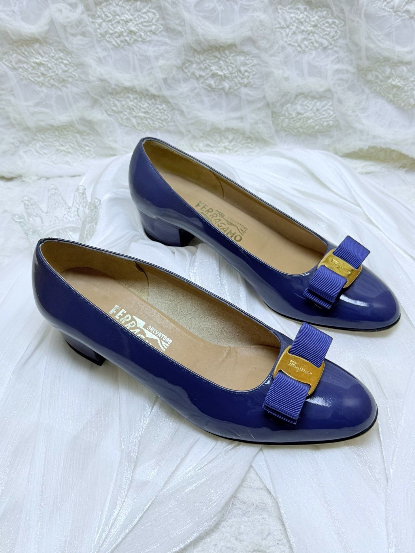 Salvatore Ferragamo Salvatore Ferragamo Patent Blue Lowtop Sneakers us_8 Women Size US 8 / IT 38 - 2 Thumbnail