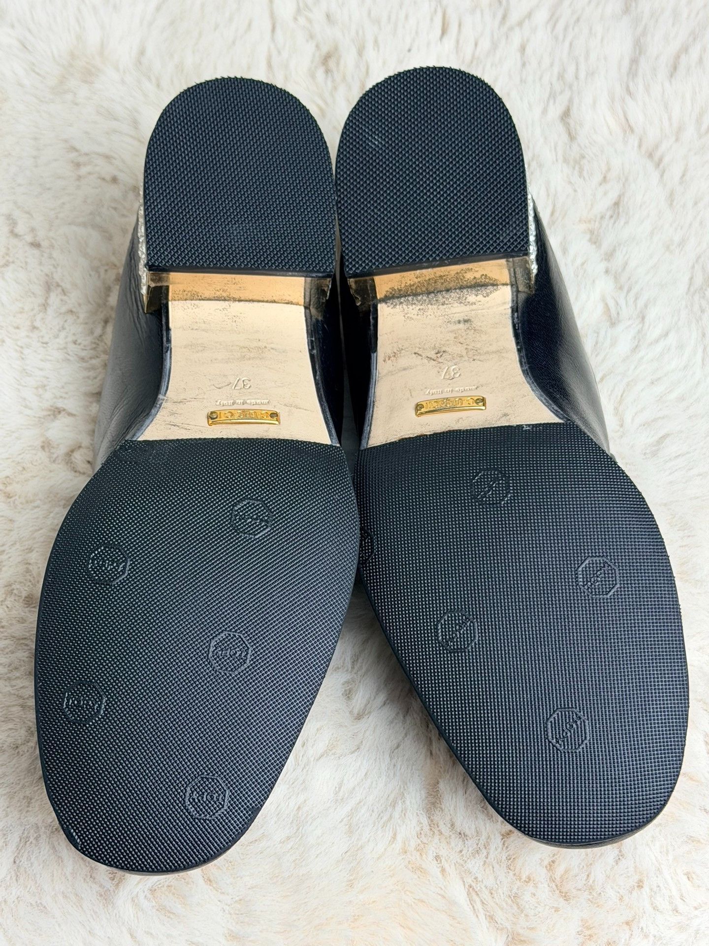 Gucci Gucci Black Lowtop Sneakers us_7 Women Size US 7 / IT 37 - 6 Thumbnail