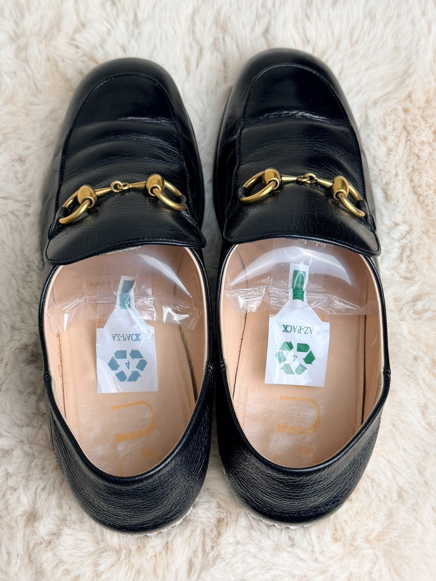 Gucci Gucci Black Lowtop Sneakers us_7 Women Size US 7 / IT 37 - 4 Thumbnail