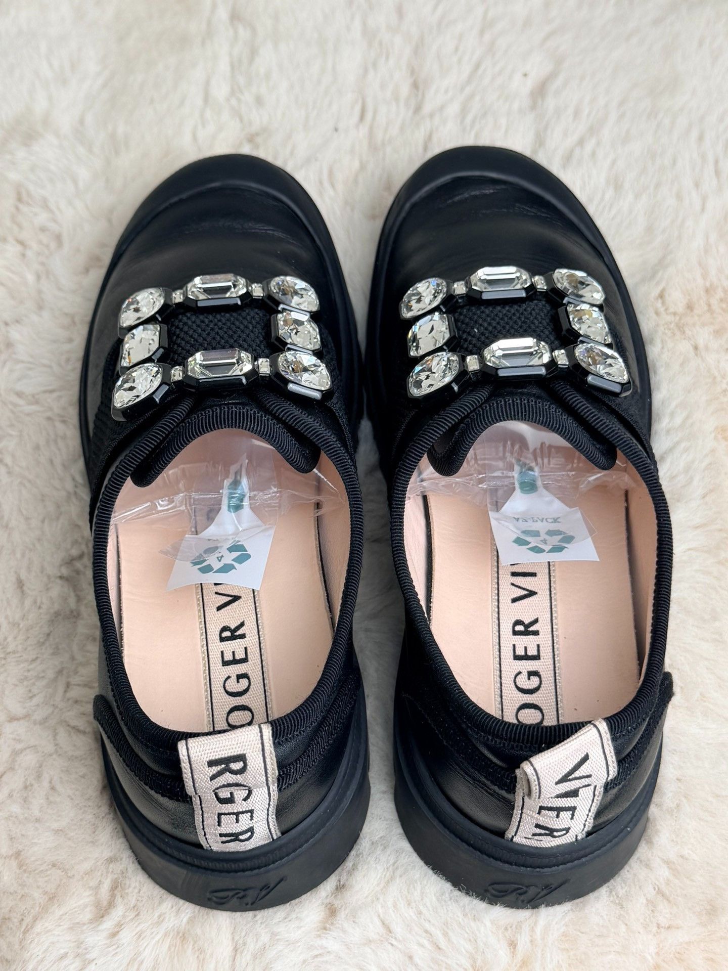 Roger Vivier Roger Vivier Retro Black Lowtop Sneakers us_8 Women Size US 8 / IT 38 - 4 Thumbnail