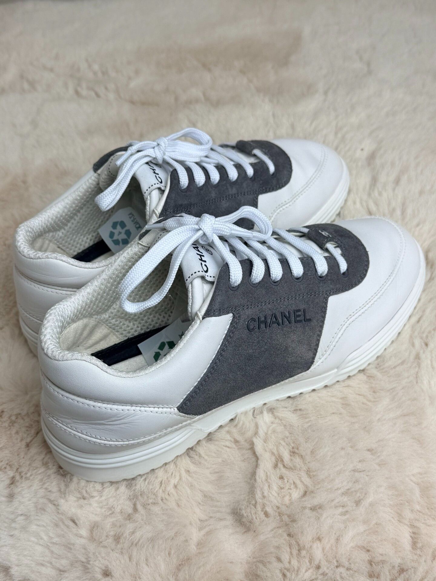 Chanel Chanel Multi Lowtop Sneakers us_8 Women Size US 8 / IT 38 - 2 Thumbnail