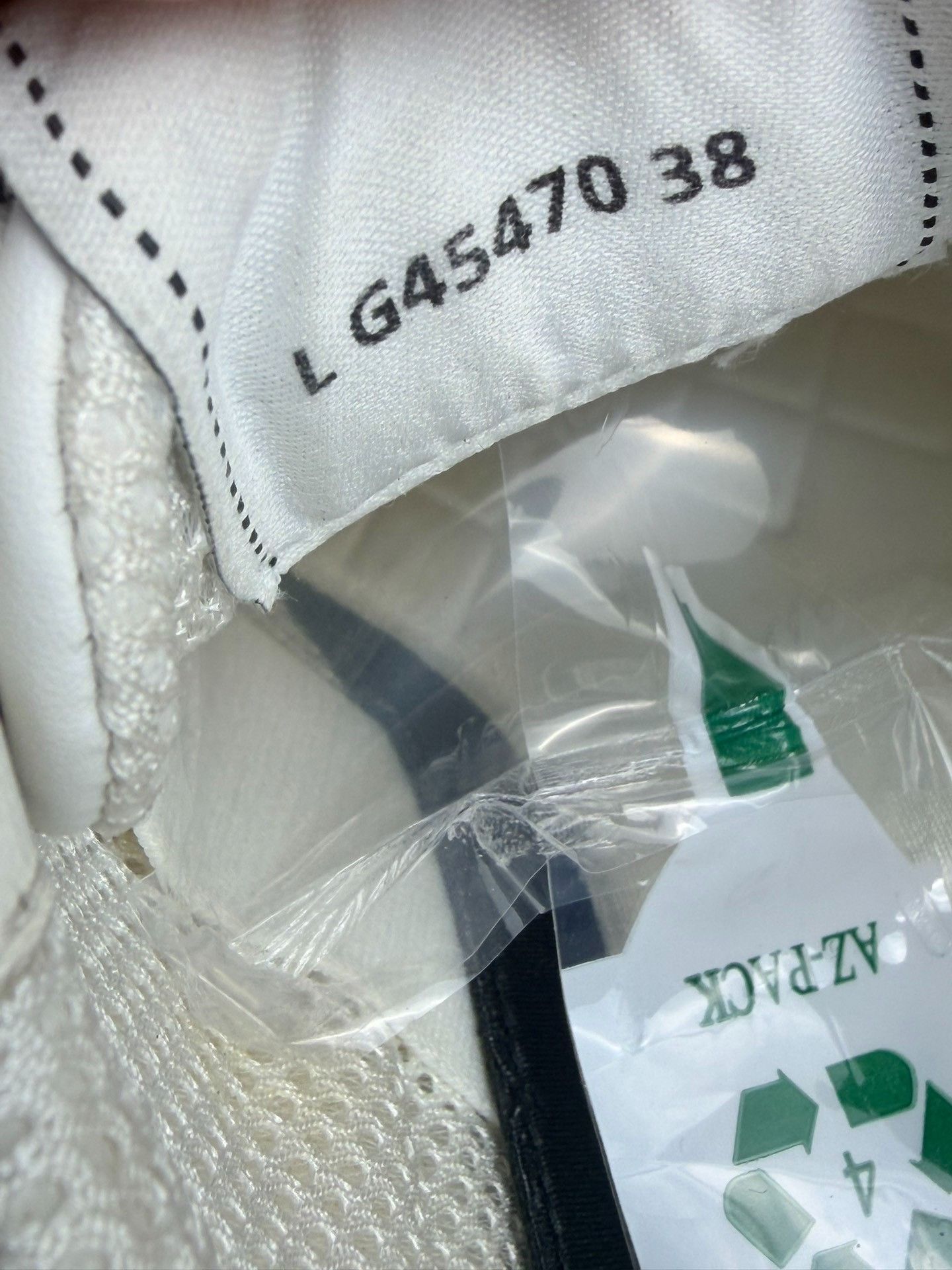 Chanel Chanel Multi Lowtop Sneakers us_8 Women Size US 8 / IT 38 - 6 Thumbnail