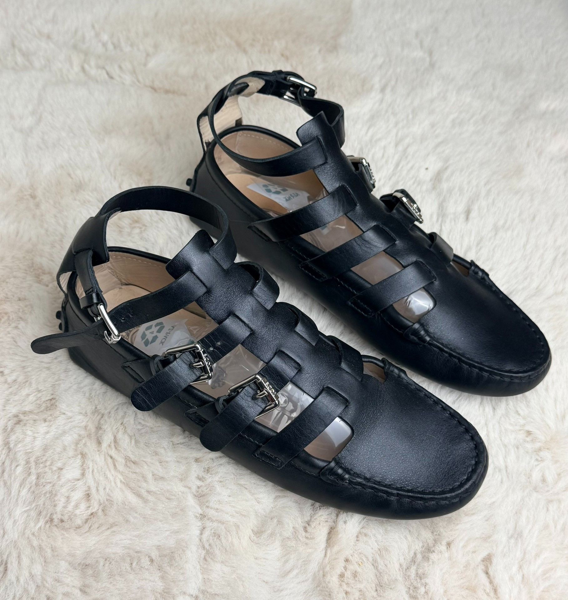 Tod's Tod's Black Sandals us_7-5 Women Size US 7.5 / IT 37.5 - 2 Thumbnail