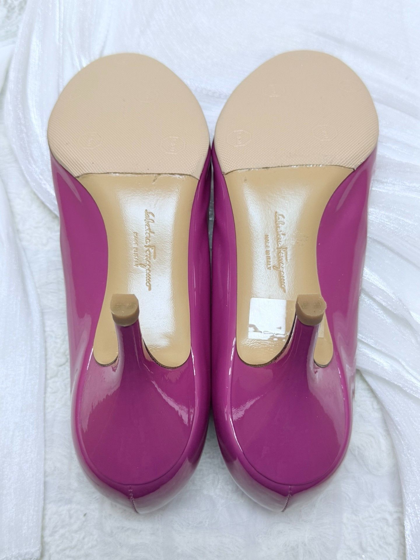 Salvatore Ferragamo Salvatore Ferragamo Patent Pink Lowtop Sneakers us_7 Women Size US 7 / IT 37 - 5 Thumbnail