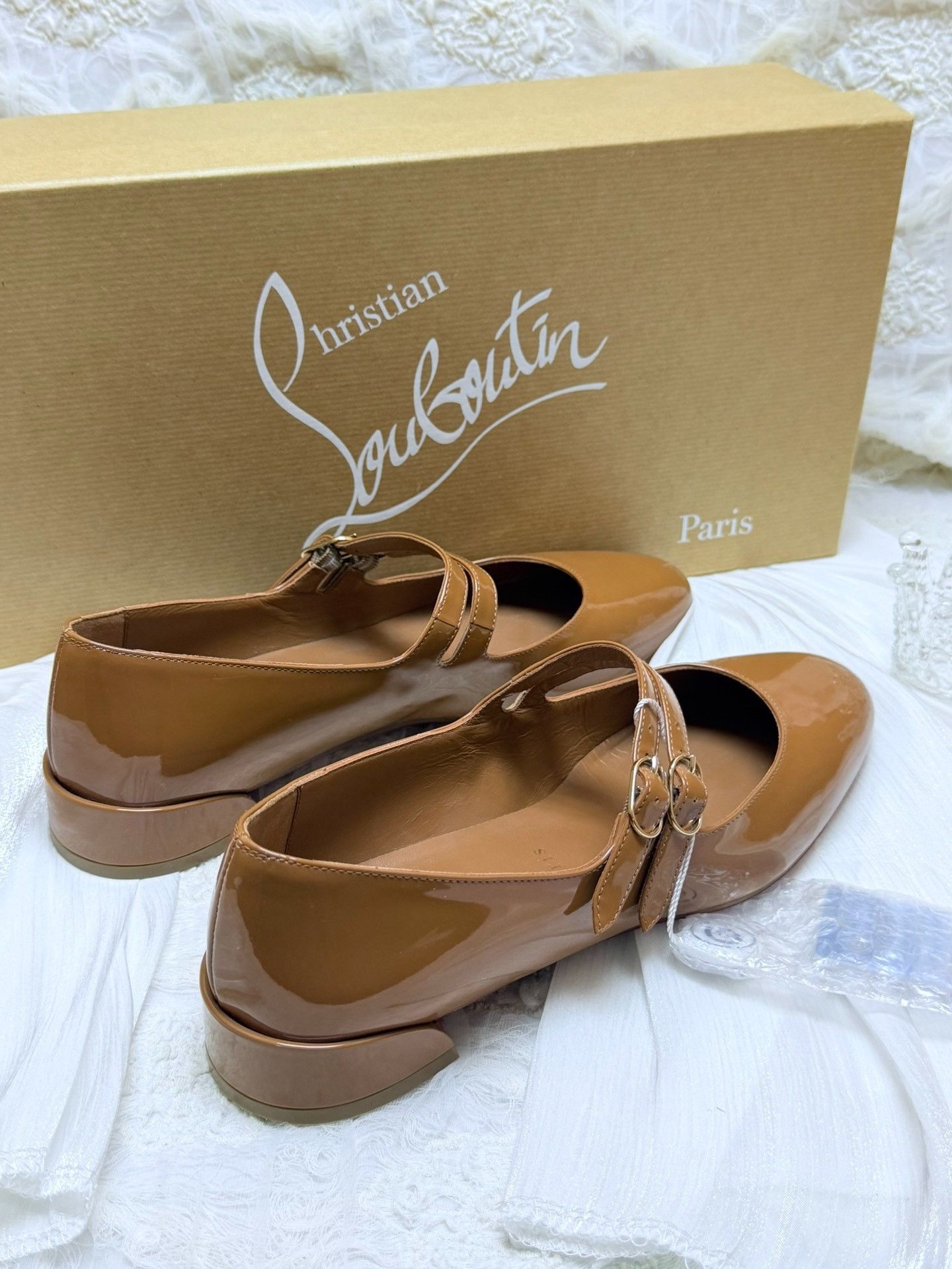 Christian Louboutin Christian Louboutin Brown Lowtop Sneakers us_6 Women Size US 6 / IT 36 - 4 Thumbnail