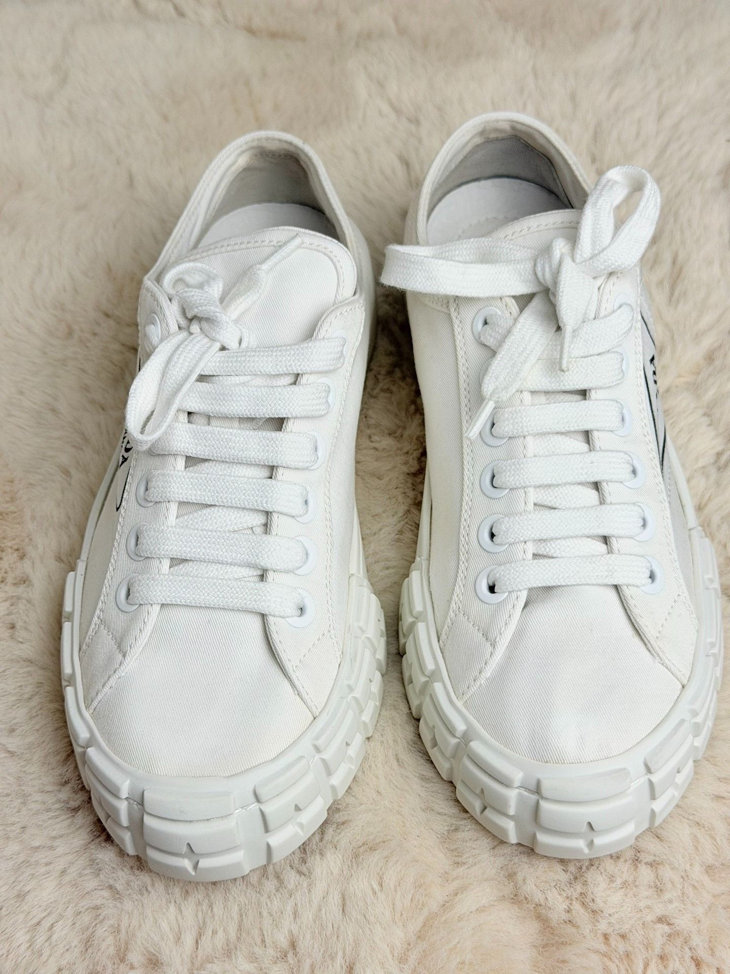 Prada Prada Canvas White Lowtop Sneakers us_7-5 Women Size US 7.5 / IT 37.5 - 3 Thumbnail