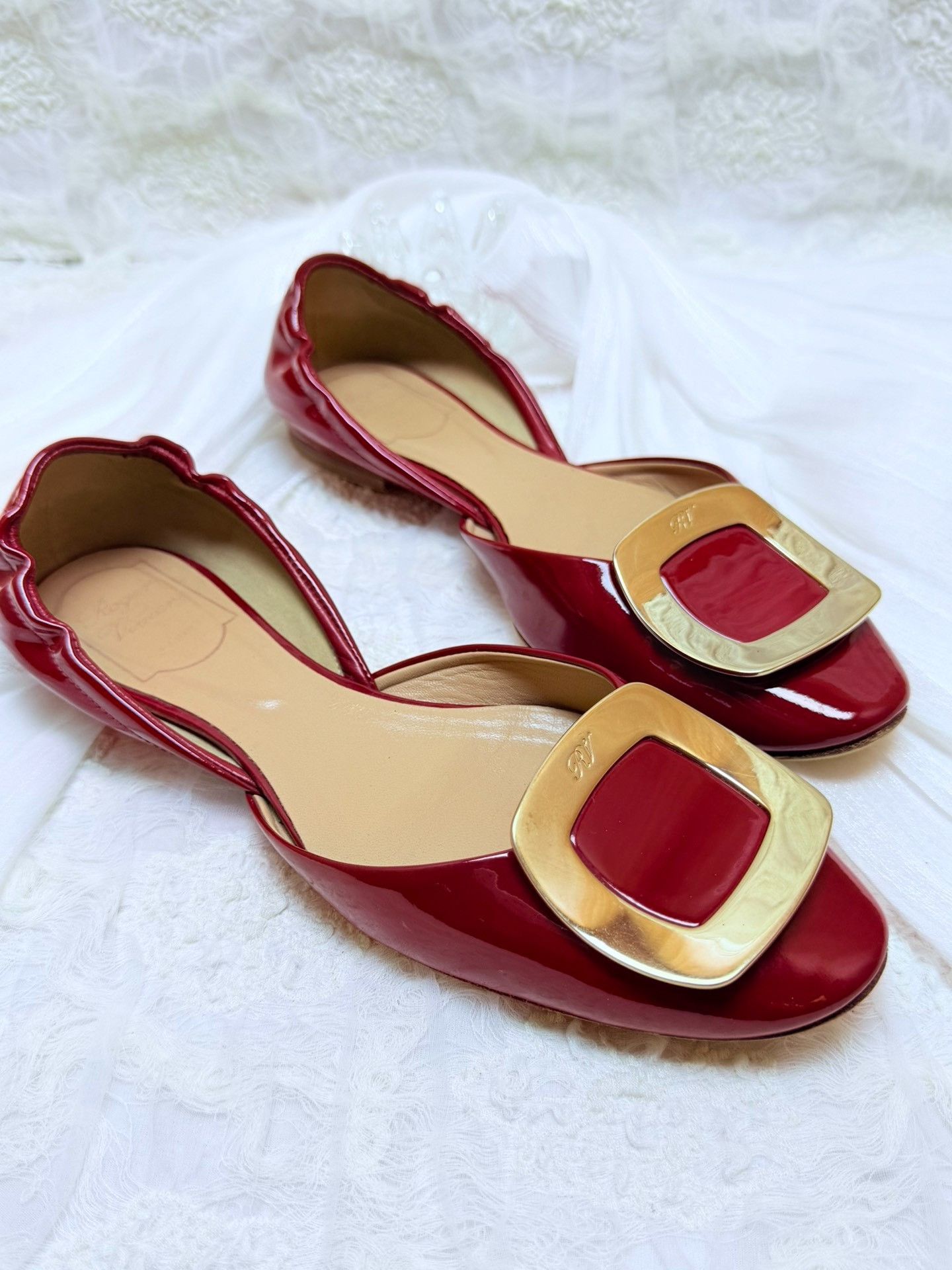 Roger Vivier Roger Vivier Retro Red Lowtop Sneakers us_7 Women Size US 7 / IT 37 - 2 Thumbnail