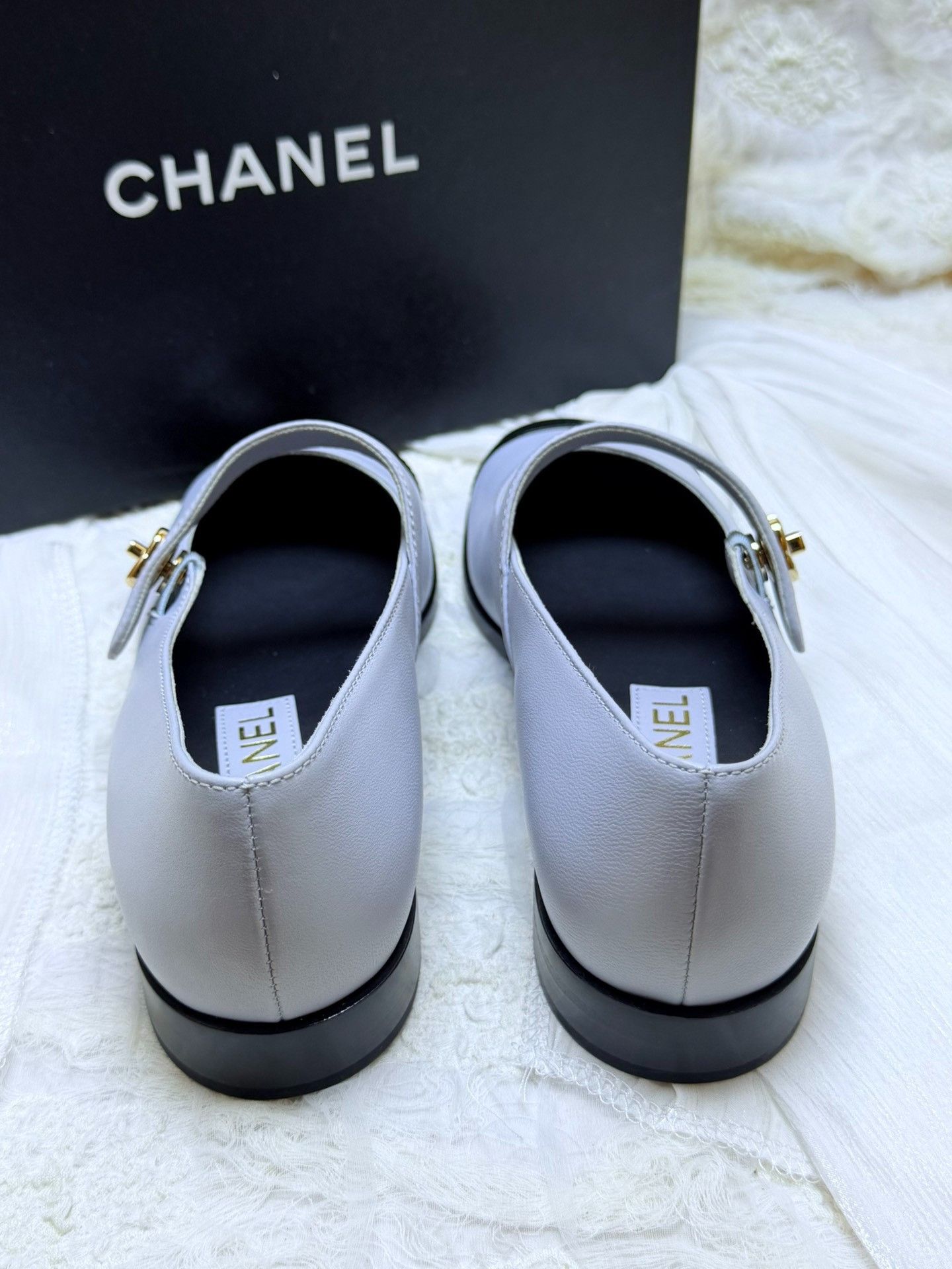 Chanel Chanel Black Lowtop Sneakers us_8 Women Size US 8 / IT 38 - 4 Thumbnail