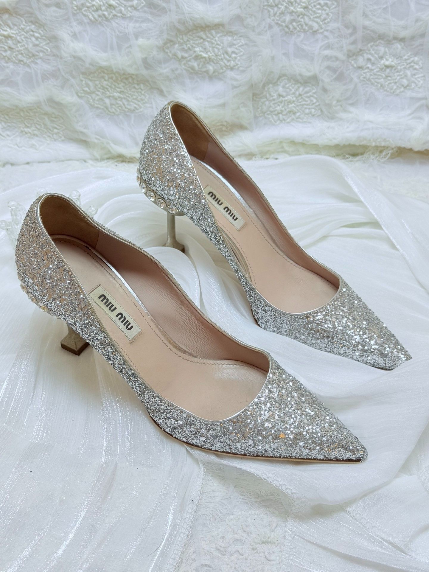 Miu Miu Miu Miu Silver Lowtop Sneakers us_5 Women Size US 5 / IT 35 - 3 Thumbnail