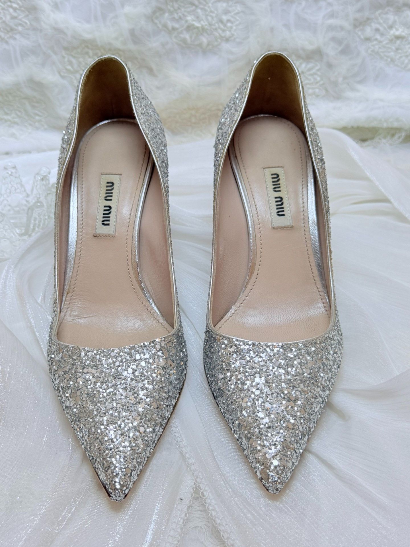 Miu Miu Miu Miu Silver Lowtop Sneakers us_5 Women Size US 5 / IT 35 - 2 Thumbnail