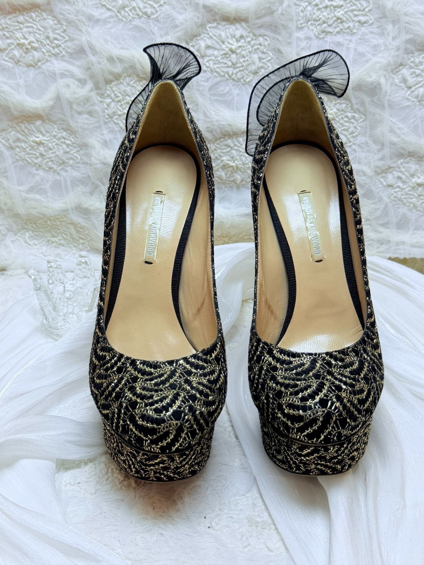 Nicholas Kirkwood Nicholas Kirkwood Limited Embroidered Black Lowtop Sneake... Size US 9 / IT 39 - 3 Thumbnail