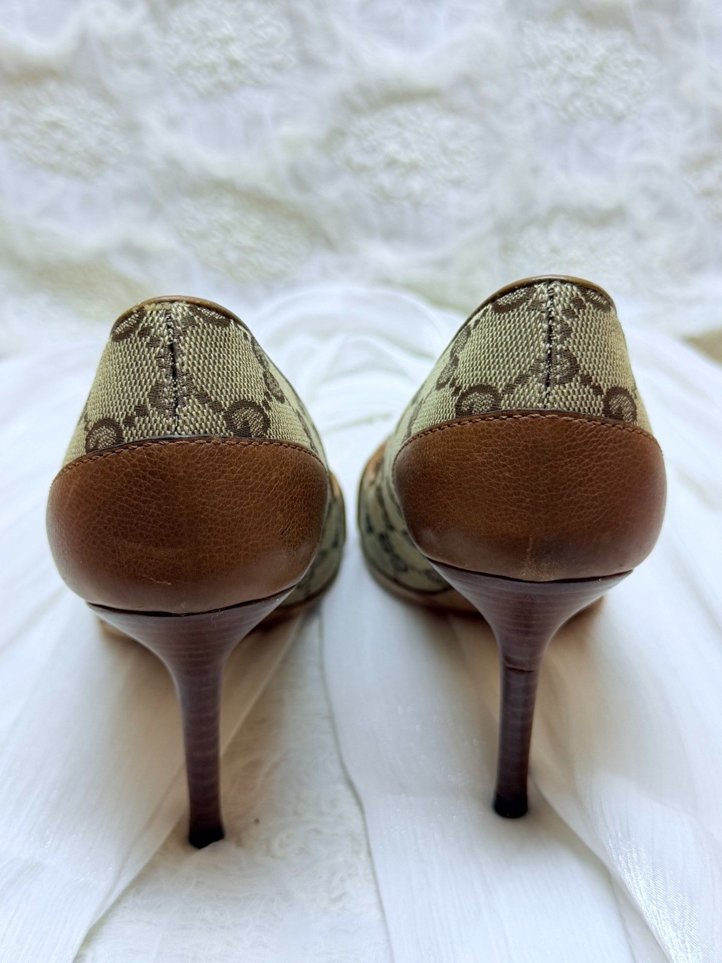 Gucci Gucci Gold Lowtop Sneakers us_5 Women Size US 5 / IT 35 - 4 Thumbnail