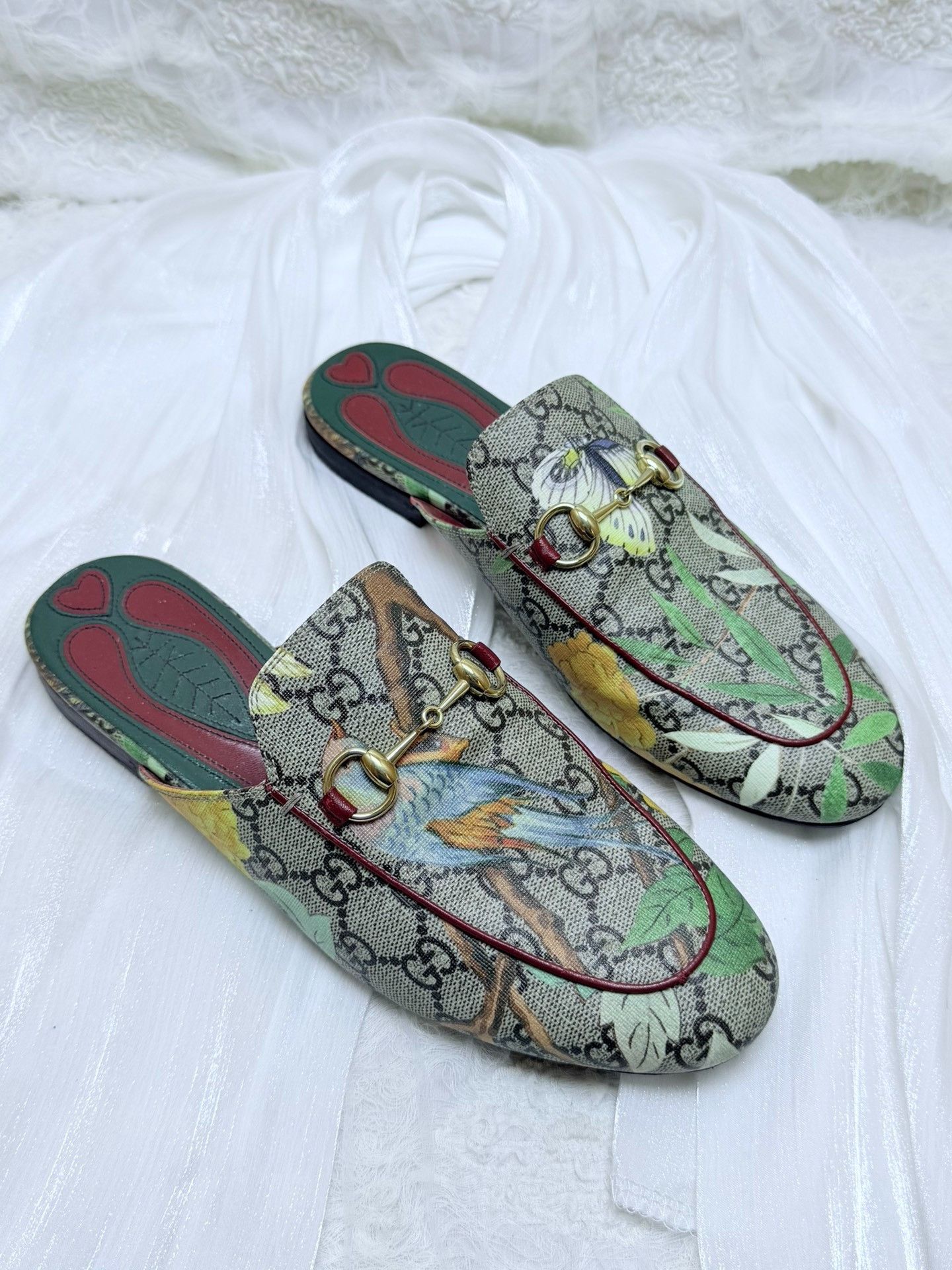Gucci Gucci Floral Gold Sandals us_7 Women Size US 7 / IT 37 - 2 Thumbnail