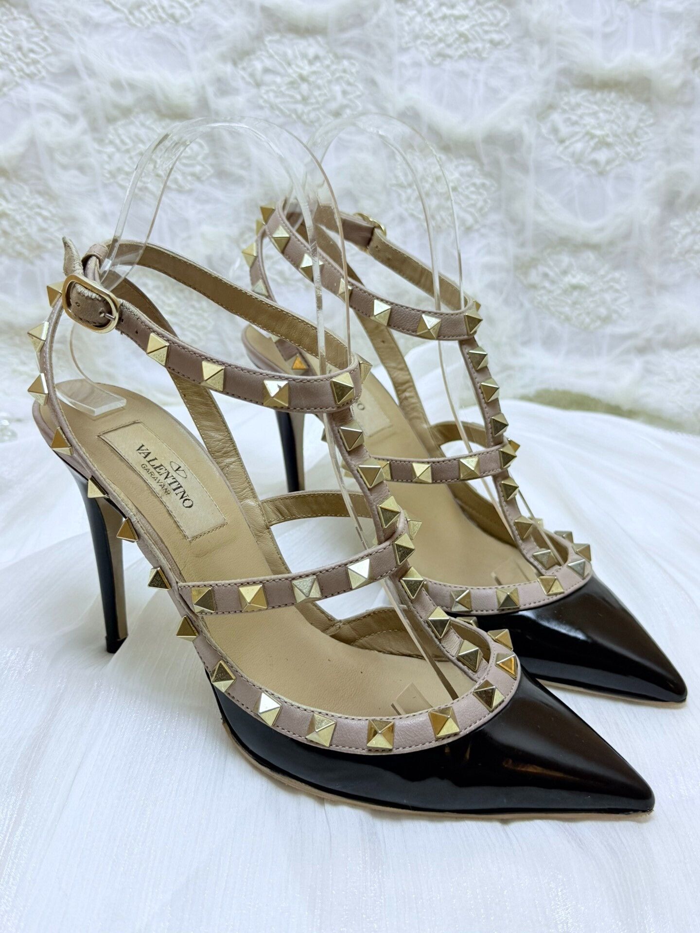 Valentino Valentino Black Sandals us_6 Women Size US 6 / IT 36 - 2 Thumbnail