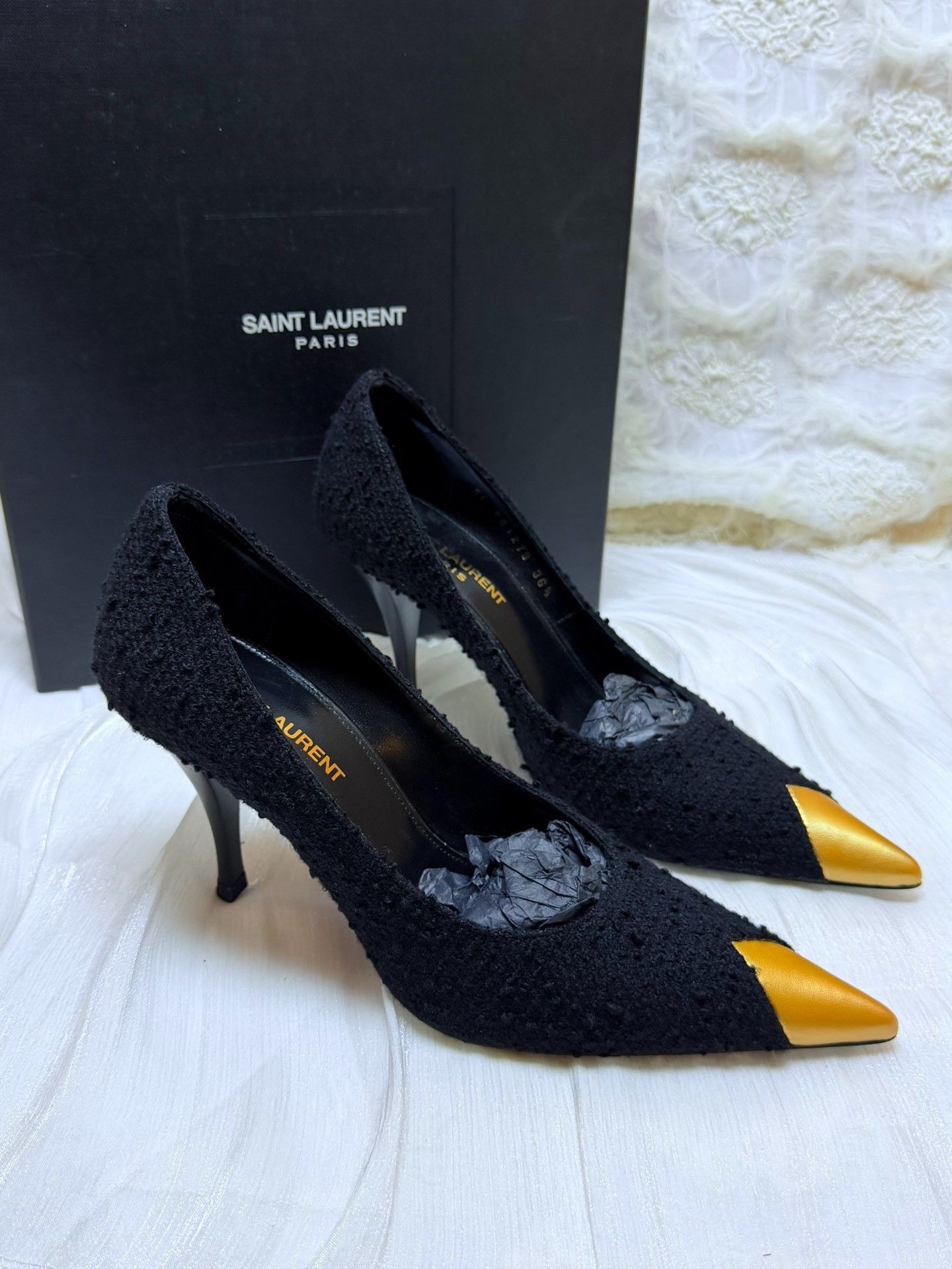 Saint Laurent Paris Saint Laurent Paris Black Lowtop Sneakers us_6-5 Women Size US 6.5 / IT 36.5 - 3 Thumbnail