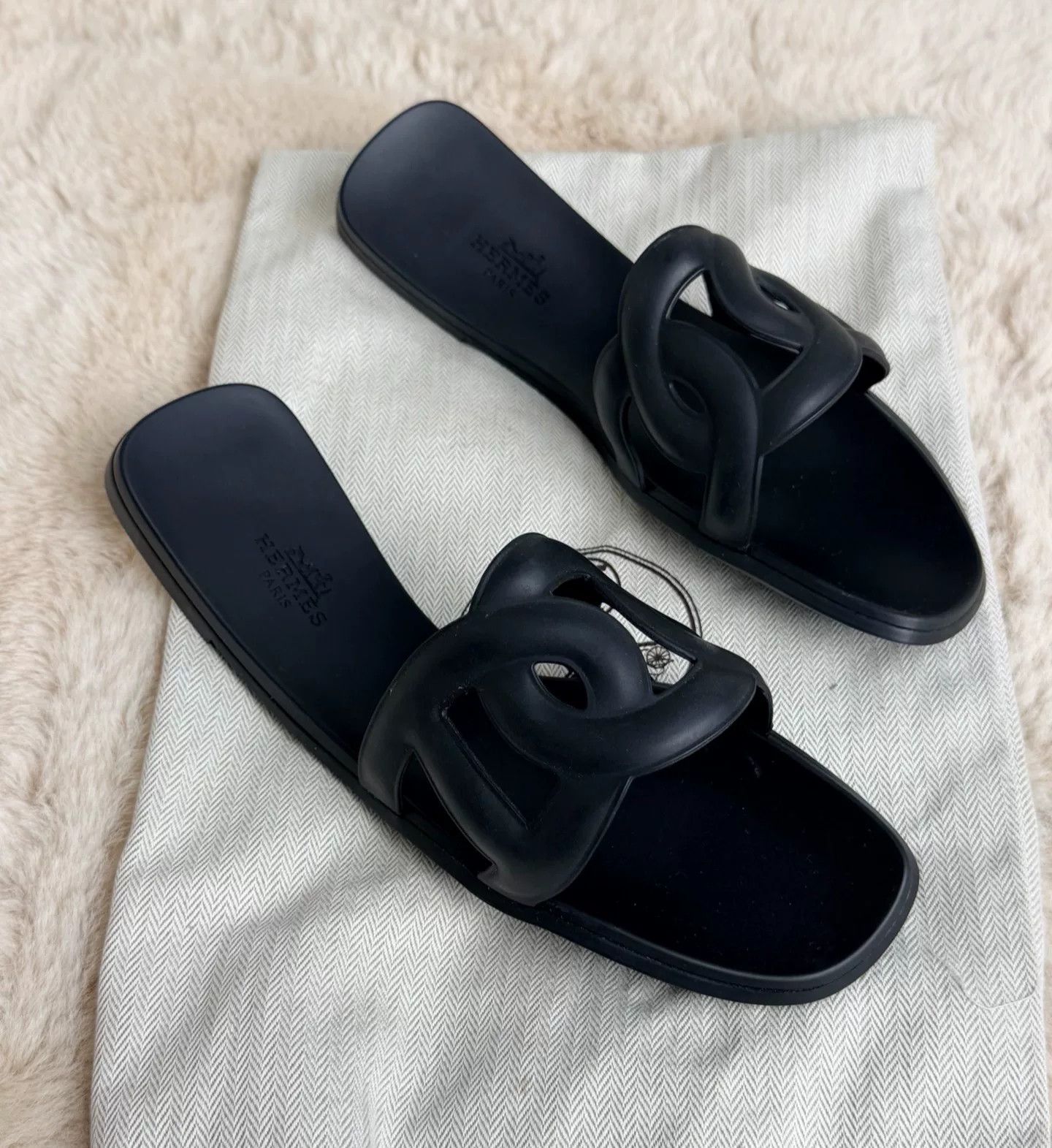 Hermes Hermes Black Sandals us_7 Women Size US 7 / IT 37 - 3 Thumbnail