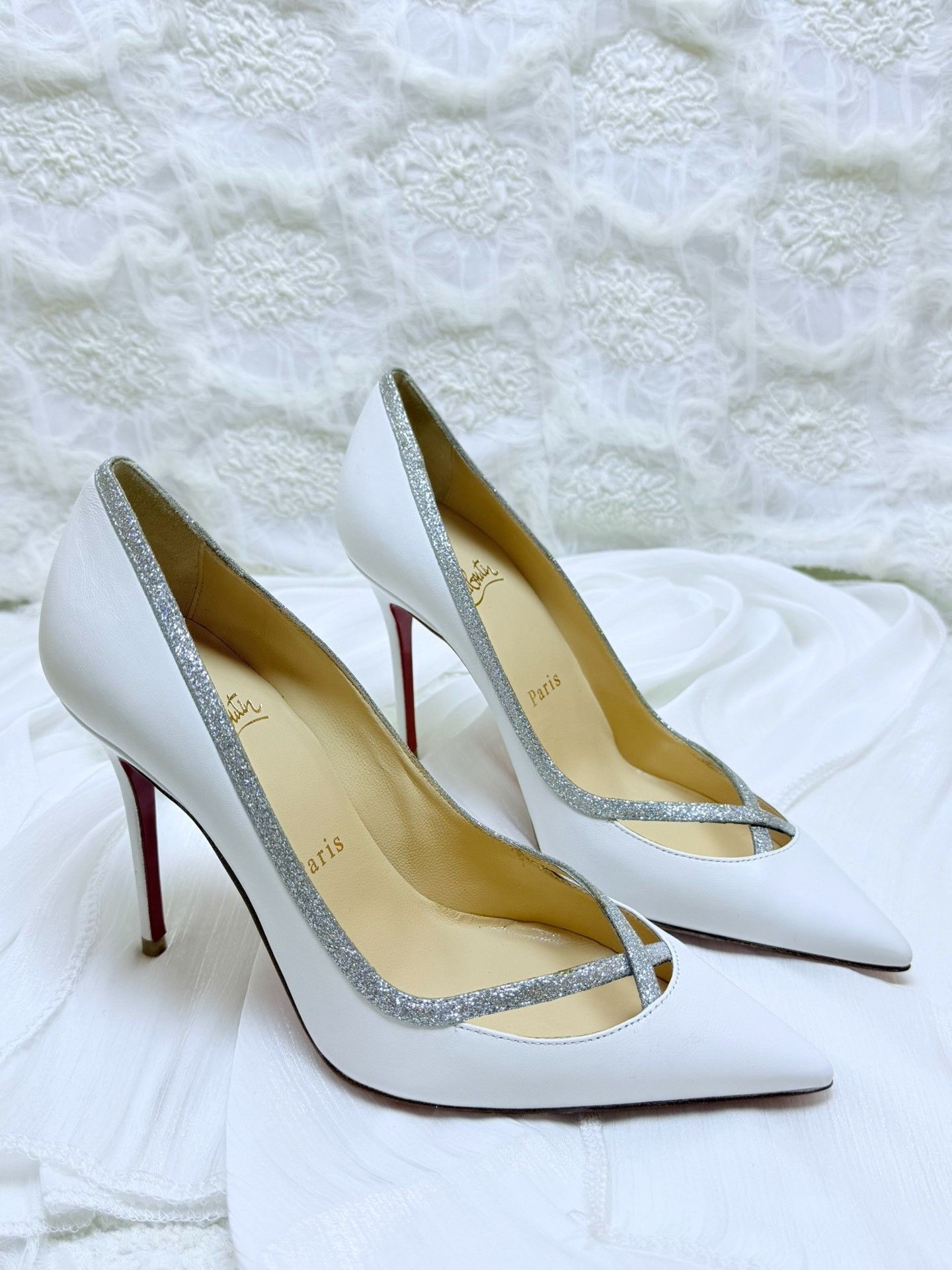 Christian Louboutin Christian Louboutin Red Lowtop Sneakers us_5-5 Women Size US 5.5 / IT 35.5 - 3 Thumbnail