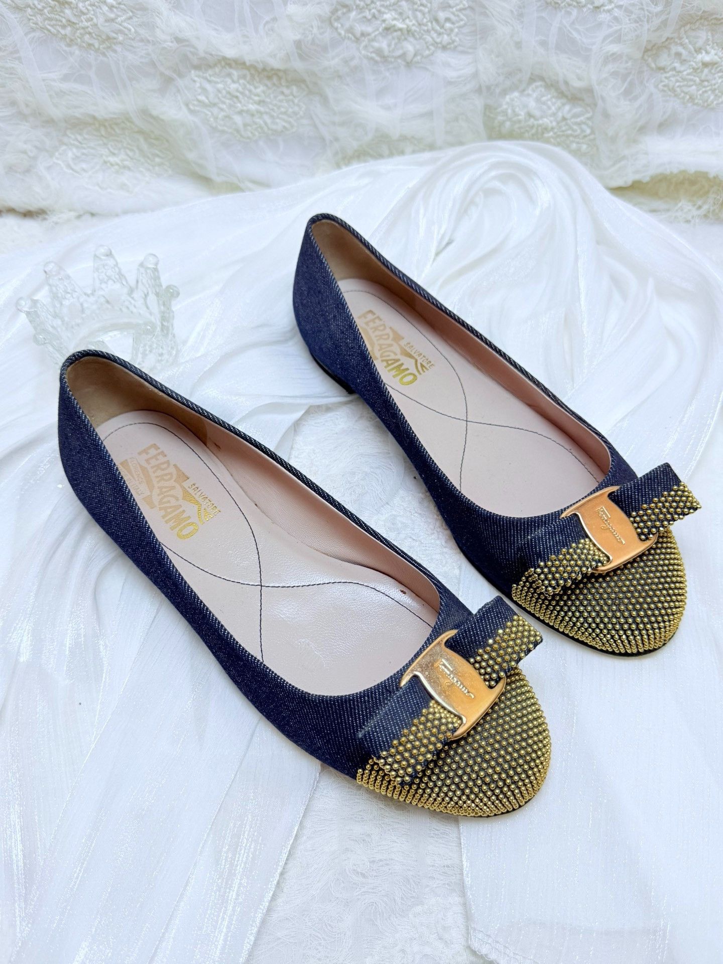 Salvatore Ferragamo Salvatore Ferragamo Denim Blue Lowtop Sneakers us_7 Women Size US 7 / IT 37 - 3 Thumbnail