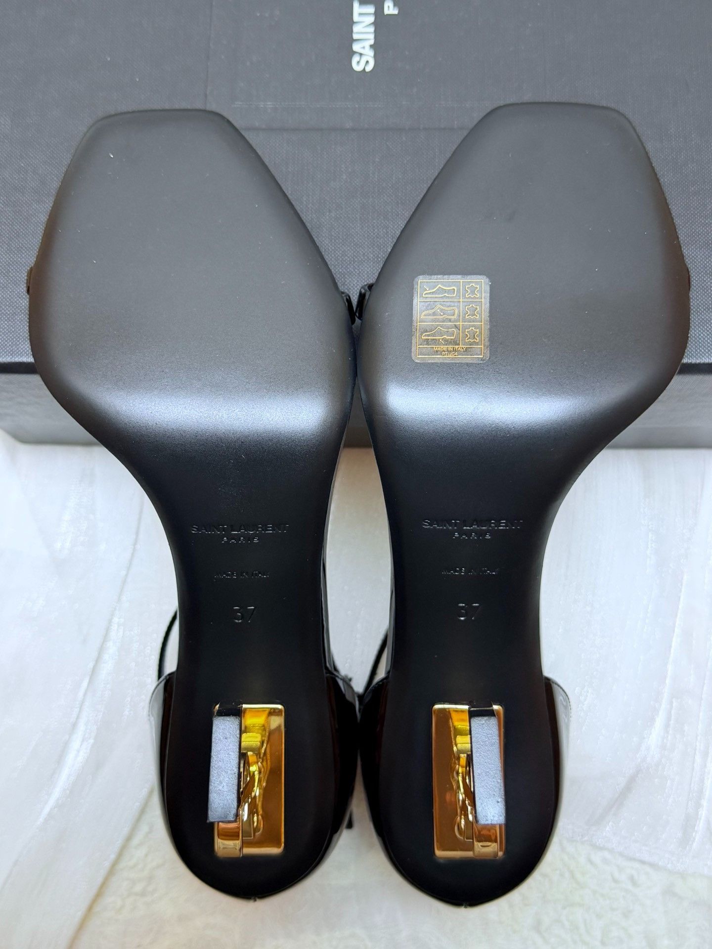 Saint Laurent Paris Saint Laurent Paris Patent Gold Sandals us_7 Women Size US 7 / IT 37 - 5 Thumbnail