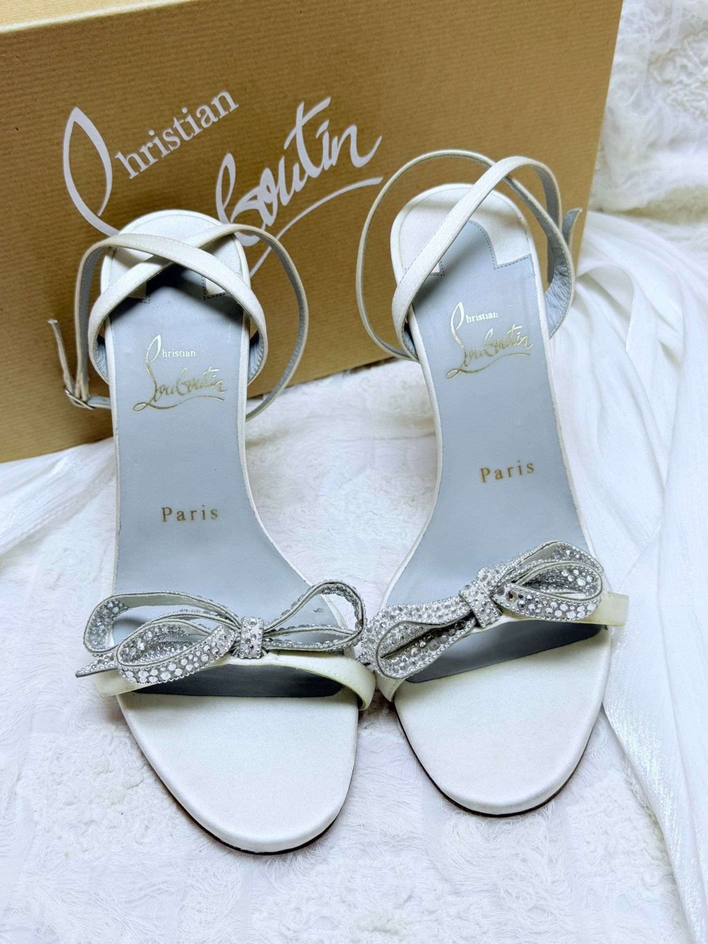 Christian Louboutin Christian Louboutin White Sandals us_7-5 Women Size US 7.5 / IT 37.5 - 3 Thumbnail