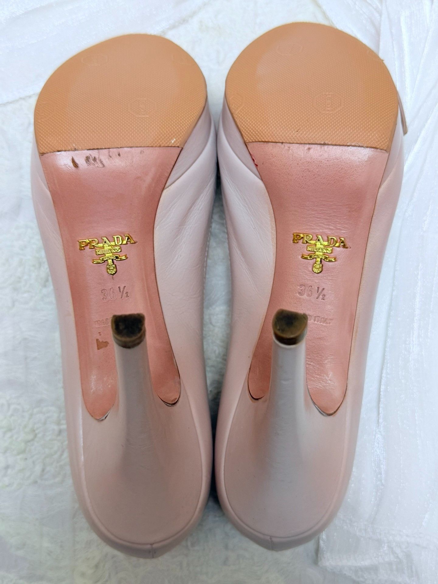 Prada Prada Leather Pink Lowtop Sneakers us_6-5 Women Size US 6.5 / IT 36.5 - 5 Thumbnail