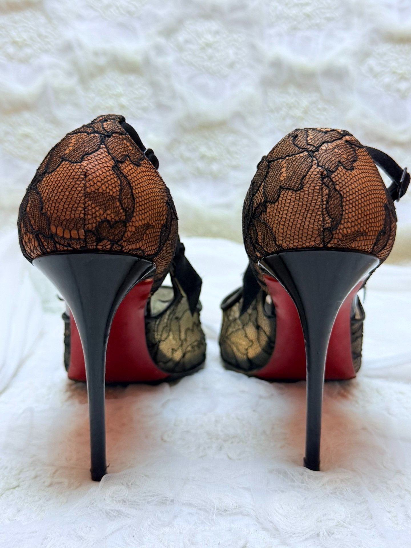Christian Louboutin Christian Louboutin Black Lowtop Sneakers us_5 Women Size US 5 / IT 35 - 4 Thumbnail