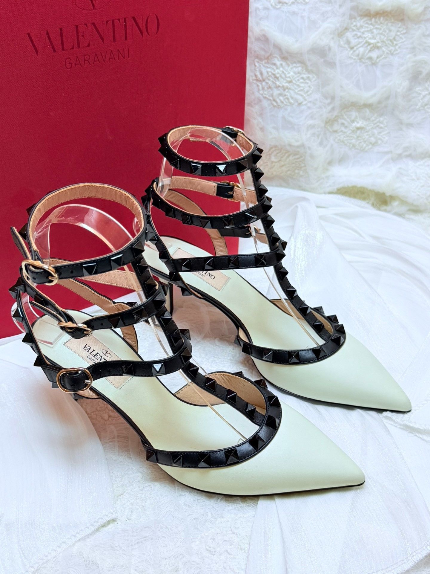 Valentino Valentino Black Sandals us_6 Women Size US 6 / IT 36 - 3 Thumbnail