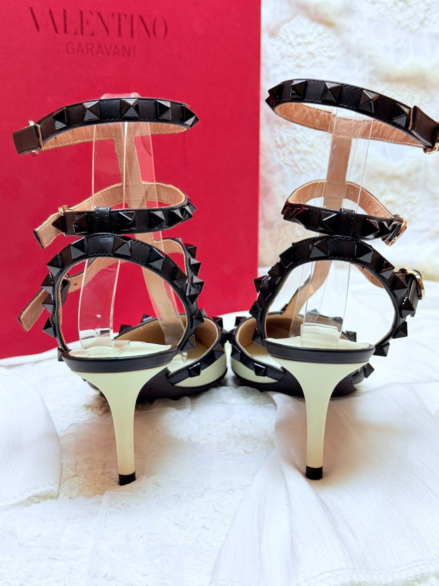 Valentino Valentino Black Sandals us_6 Women Size US 6 / IT 36 - 4 Thumbnail