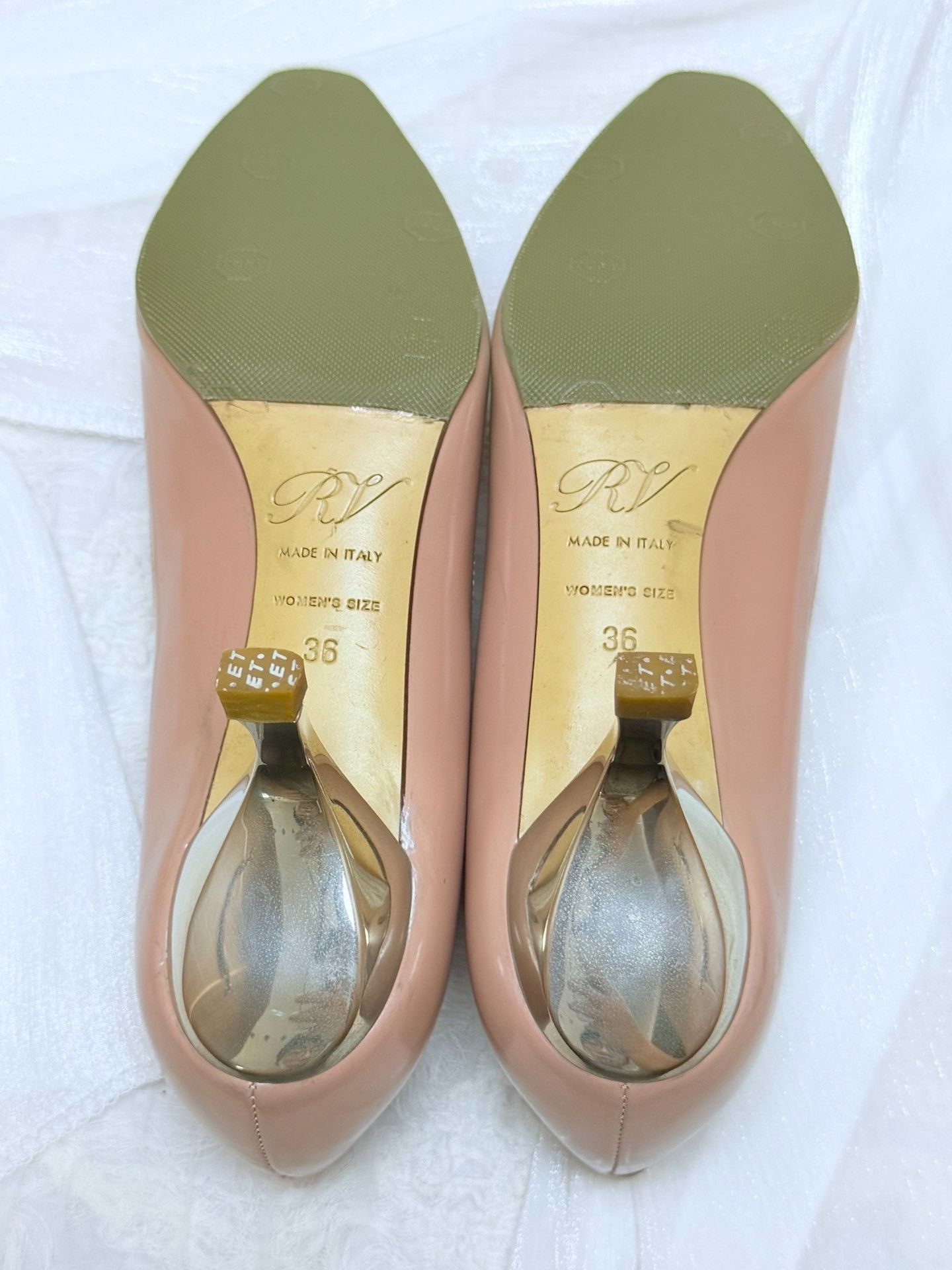 Roger Vivier Roger Vivier Retro Lowtop Sneakers us_6 Women Size US 6 / IT 36 - 5 Thumbnail