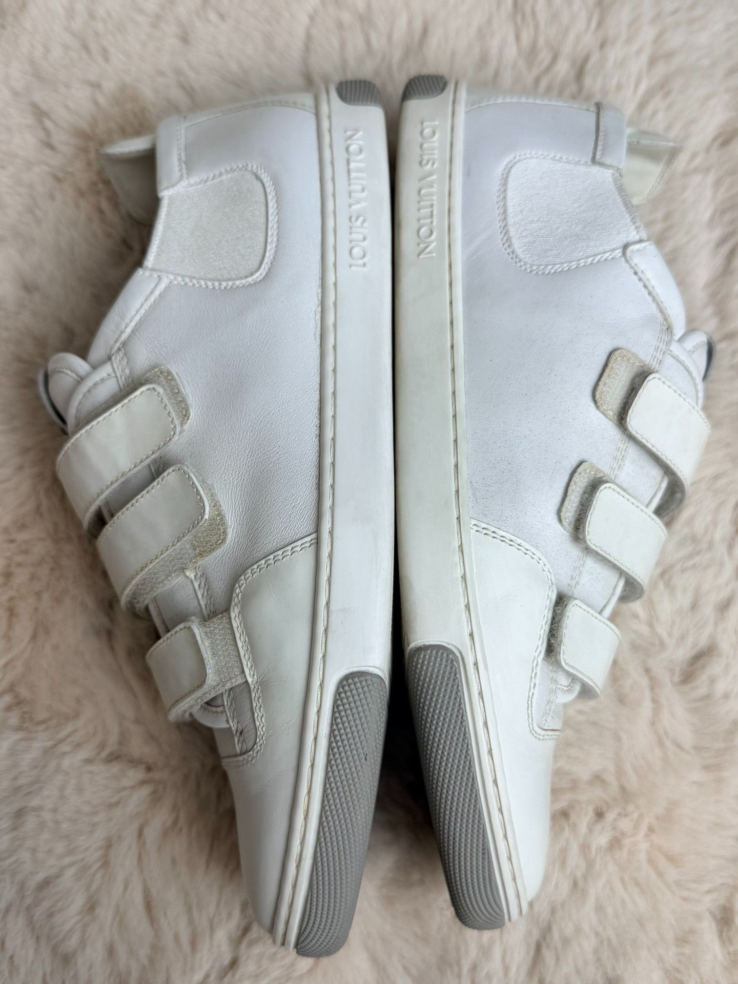 Louis Vuitton Louis Vuitton White Lowtop Sneakers 5 Men Size US 5 / EU 37 - 6 Thumbnail