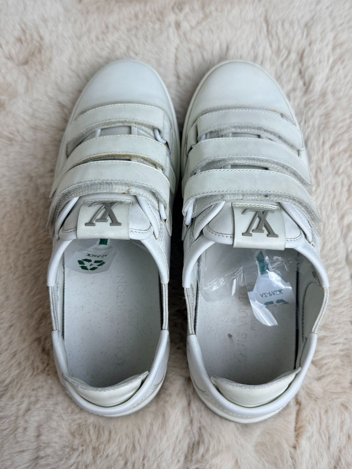 Louis Vuitton Louis Vuitton White Lowtop Sneakers 5 Men Size US 5 / EU 37 - 3 Thumbnail