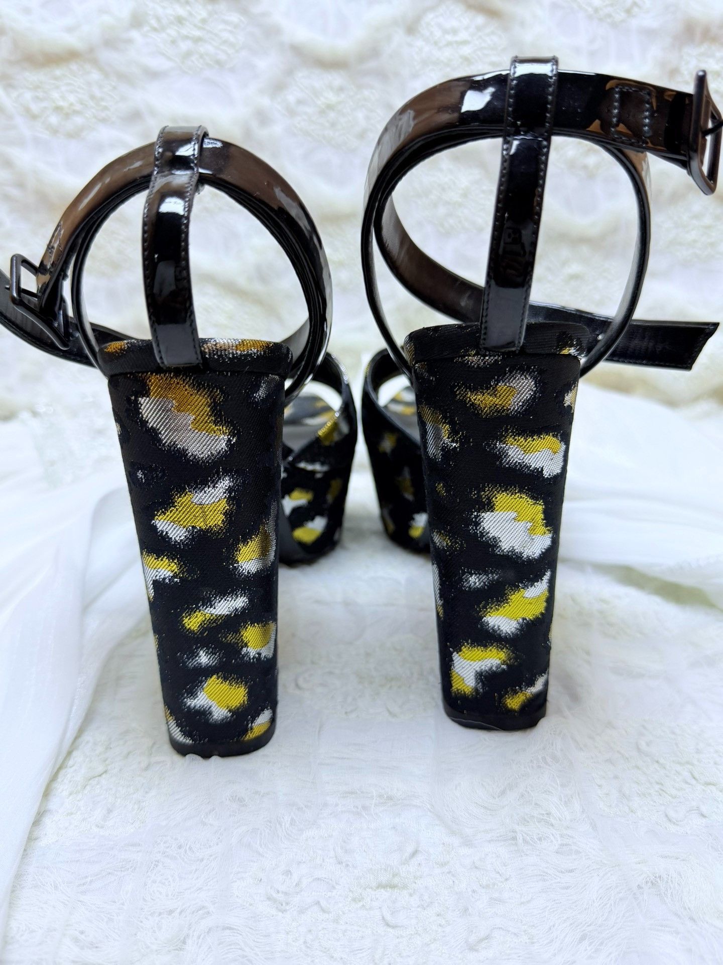 Saint Laurent Paris Saint Laurent Paris Animal Print Black Sandals us_6 Women Size US 6 / IT 36 - 4 Thumbnail