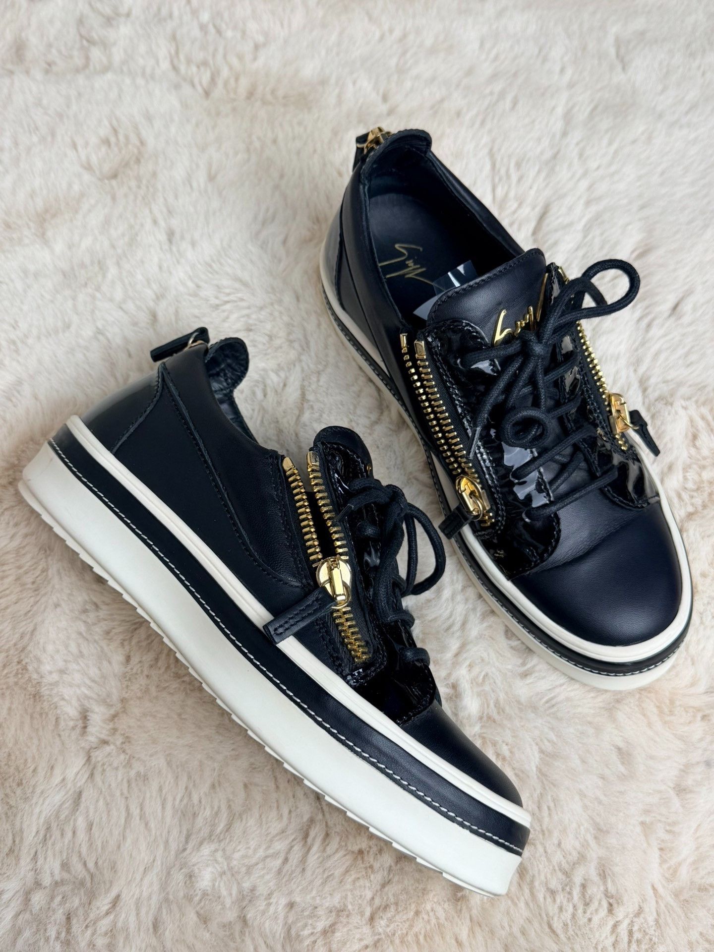 Giuseppe Zanotti Giuseppe Zanotti Gold Lowtop Sneakers us_7 Women Size US 7 / IT 37 - 3 Thumbnail