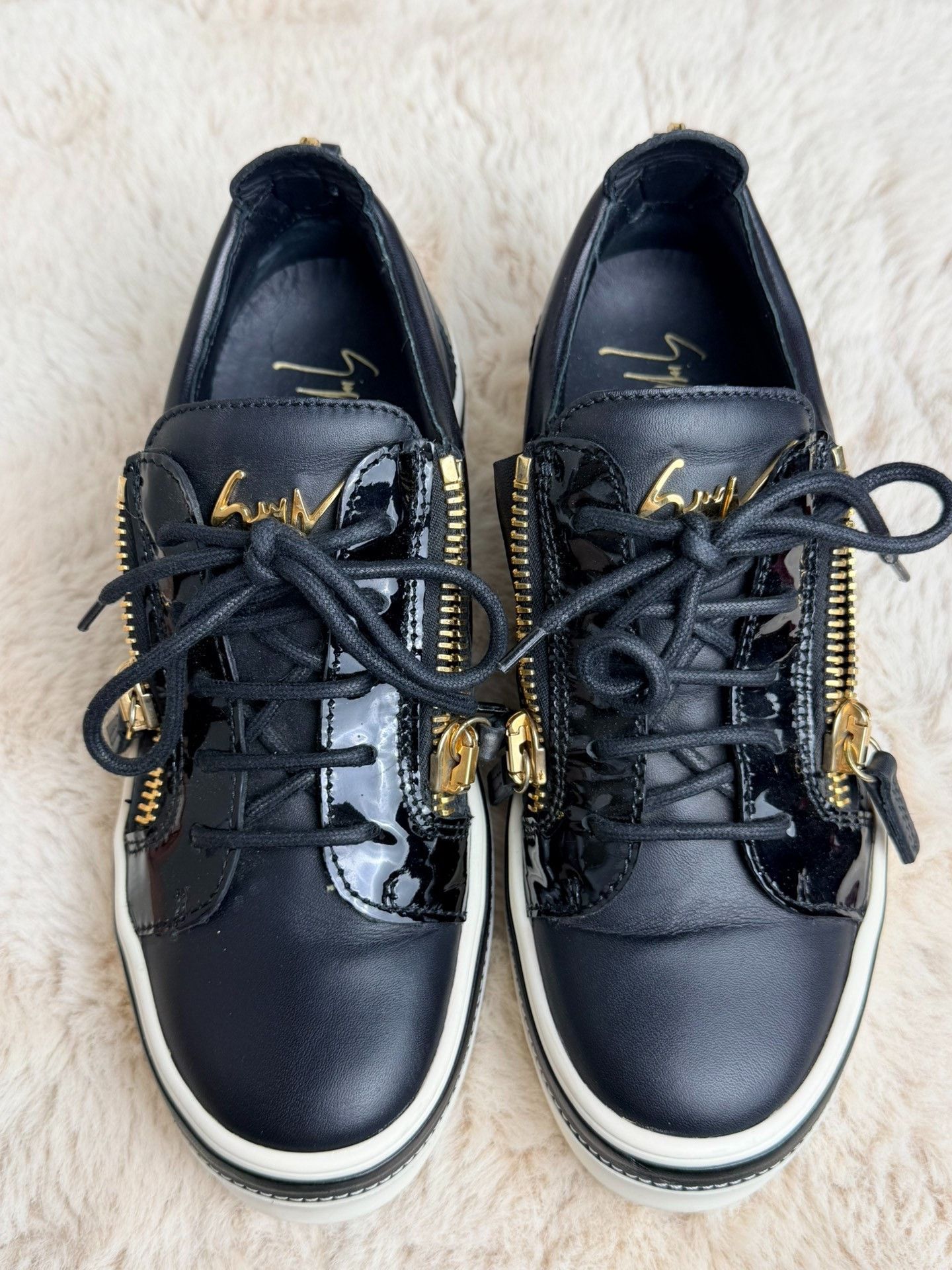 Giuseppe Zanotti Giuseppe Zanotti Gold Lowtop Sneakers us_7 Women Size US 7 / IT 37 - 2 Thumbnail