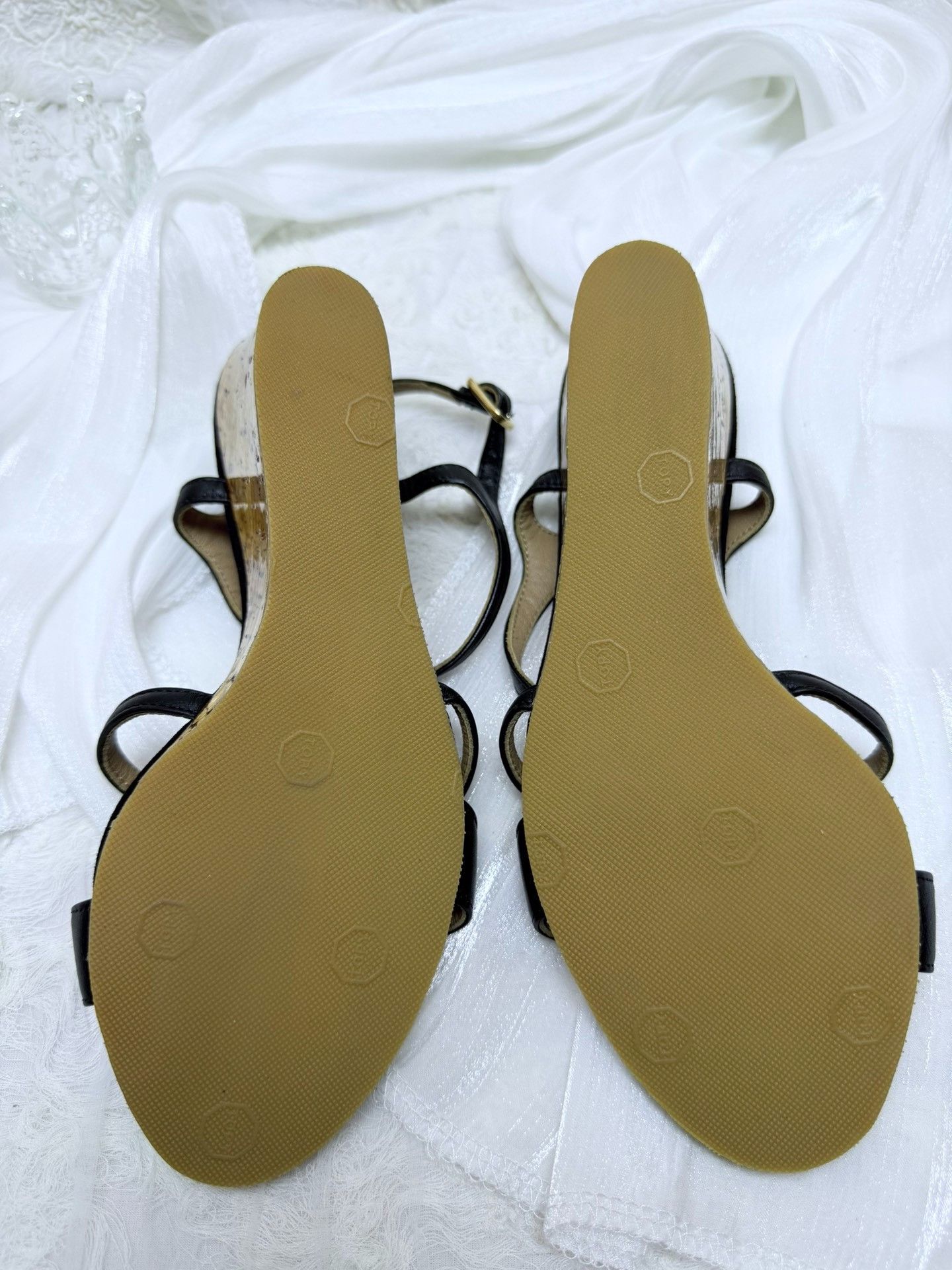 Salvatore Ferragamo Salvatore Ferragamo Black Sandals us_6 Women Size US 6 / IT 36 - 4 Thumbnail