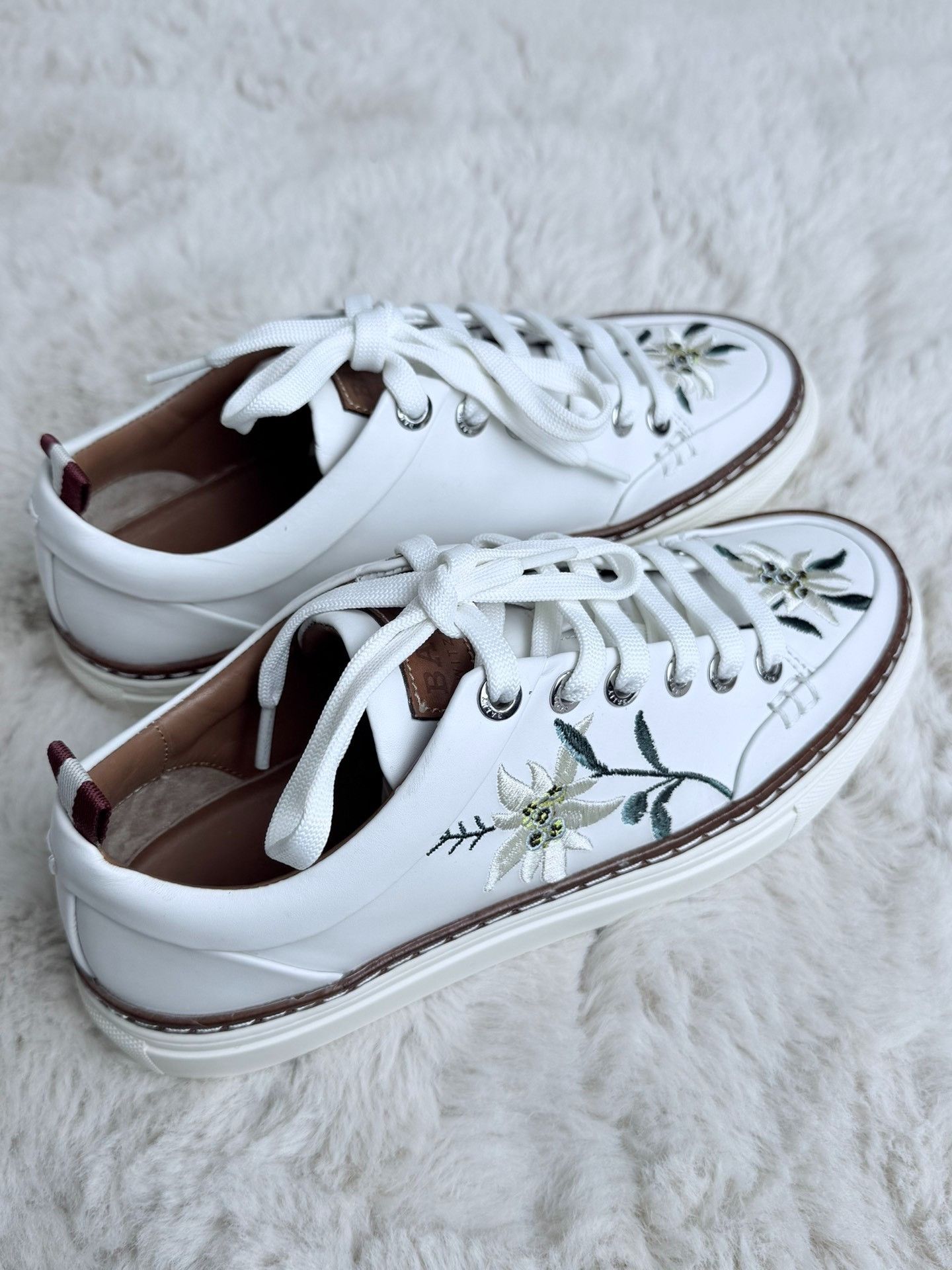 Bally Bally Leather Embroidered White Lowtop Sneakers us_5 Women Size US 5 / IT 35 - 2 Thumbnail